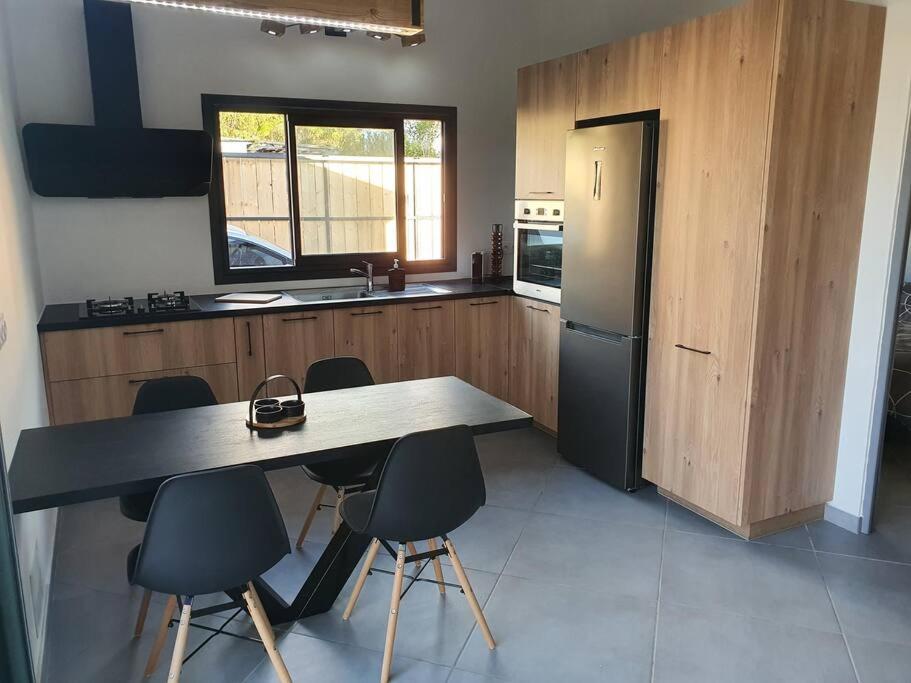 Two-Bedroom House - Photo 27