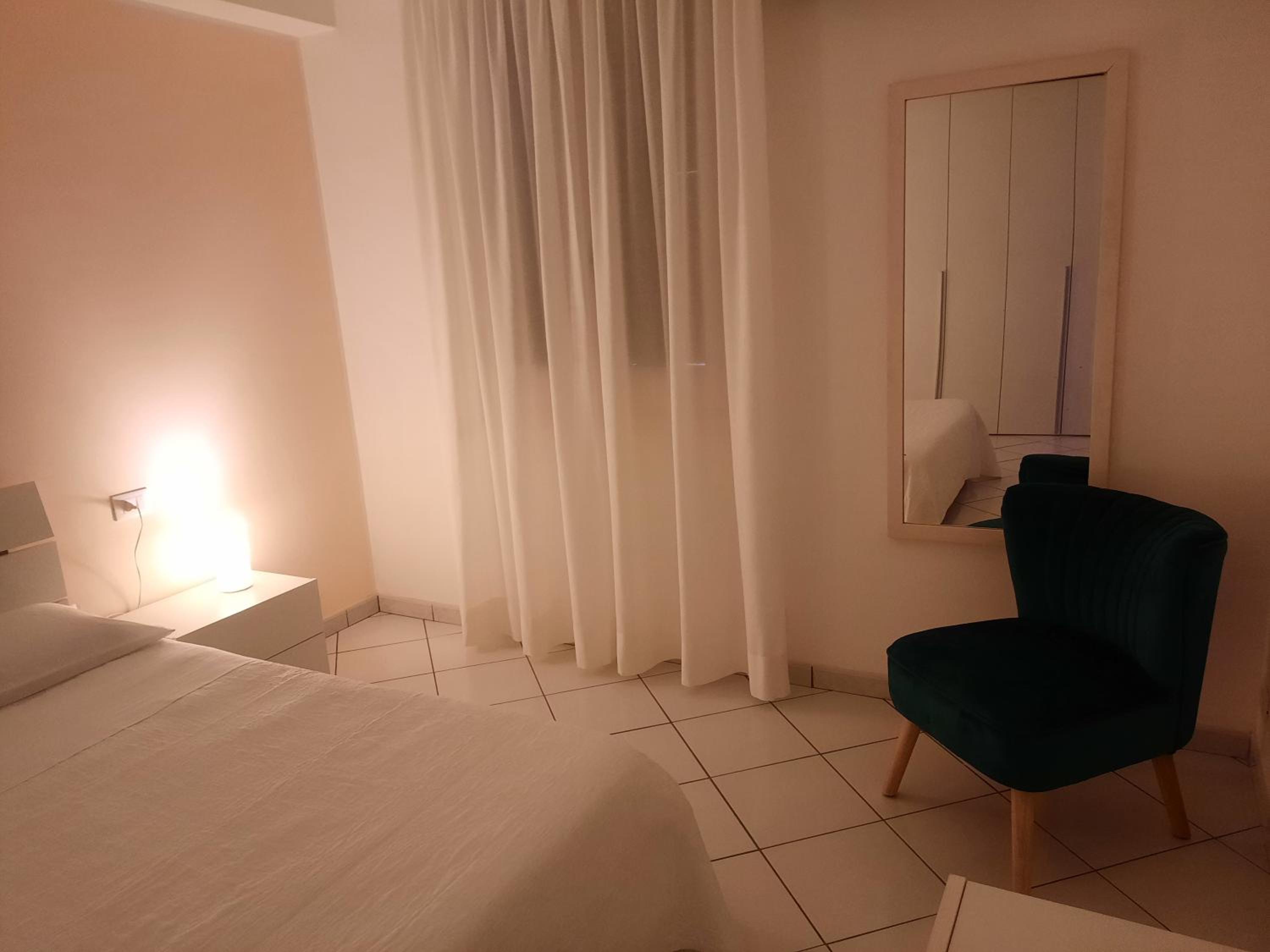 One-Bedroom House photo 3