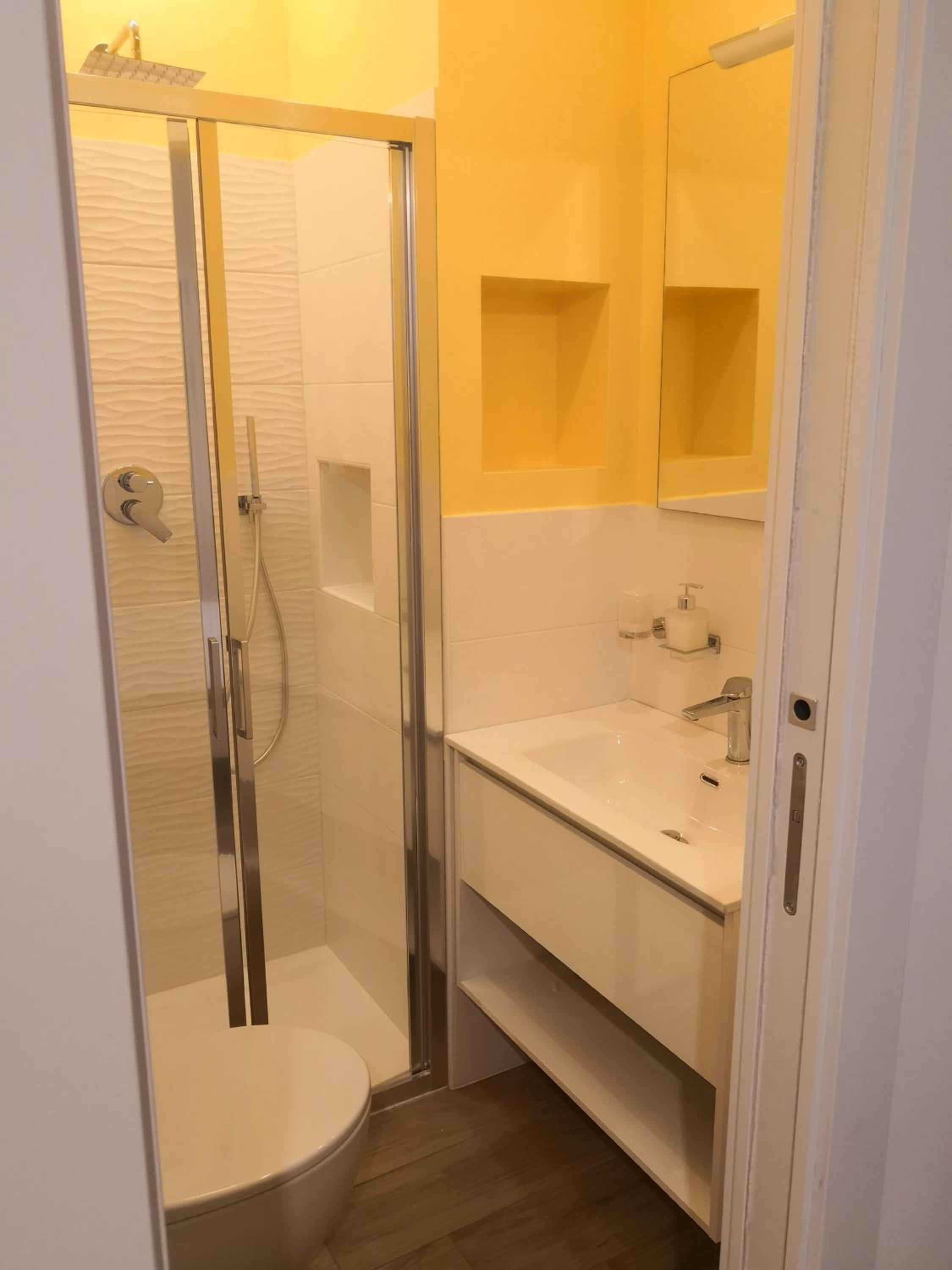 Superior King Room photo 3
