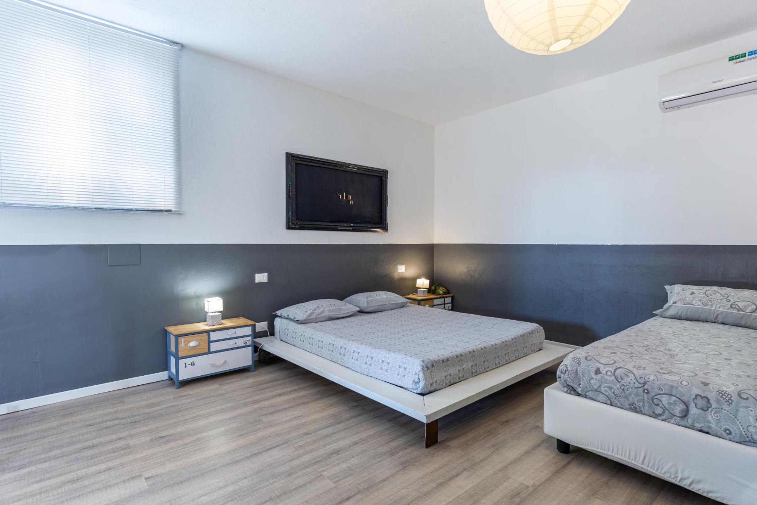 Comfort Triple Room with Shower - Photo 7