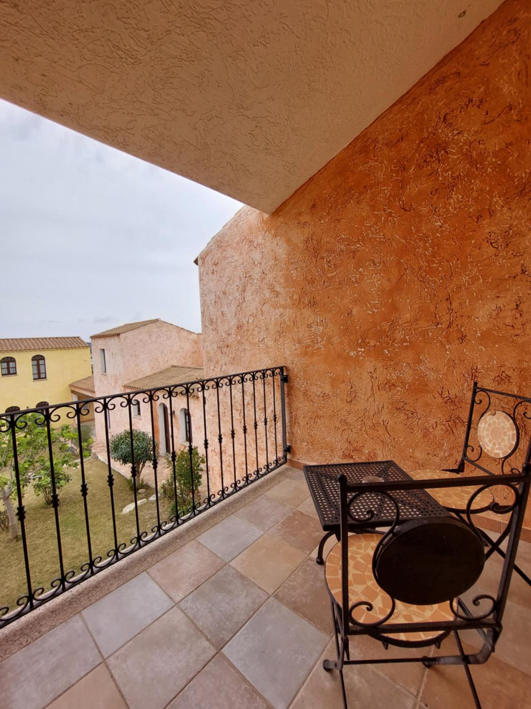 Suite with Balcony - Split Level - Photo 5