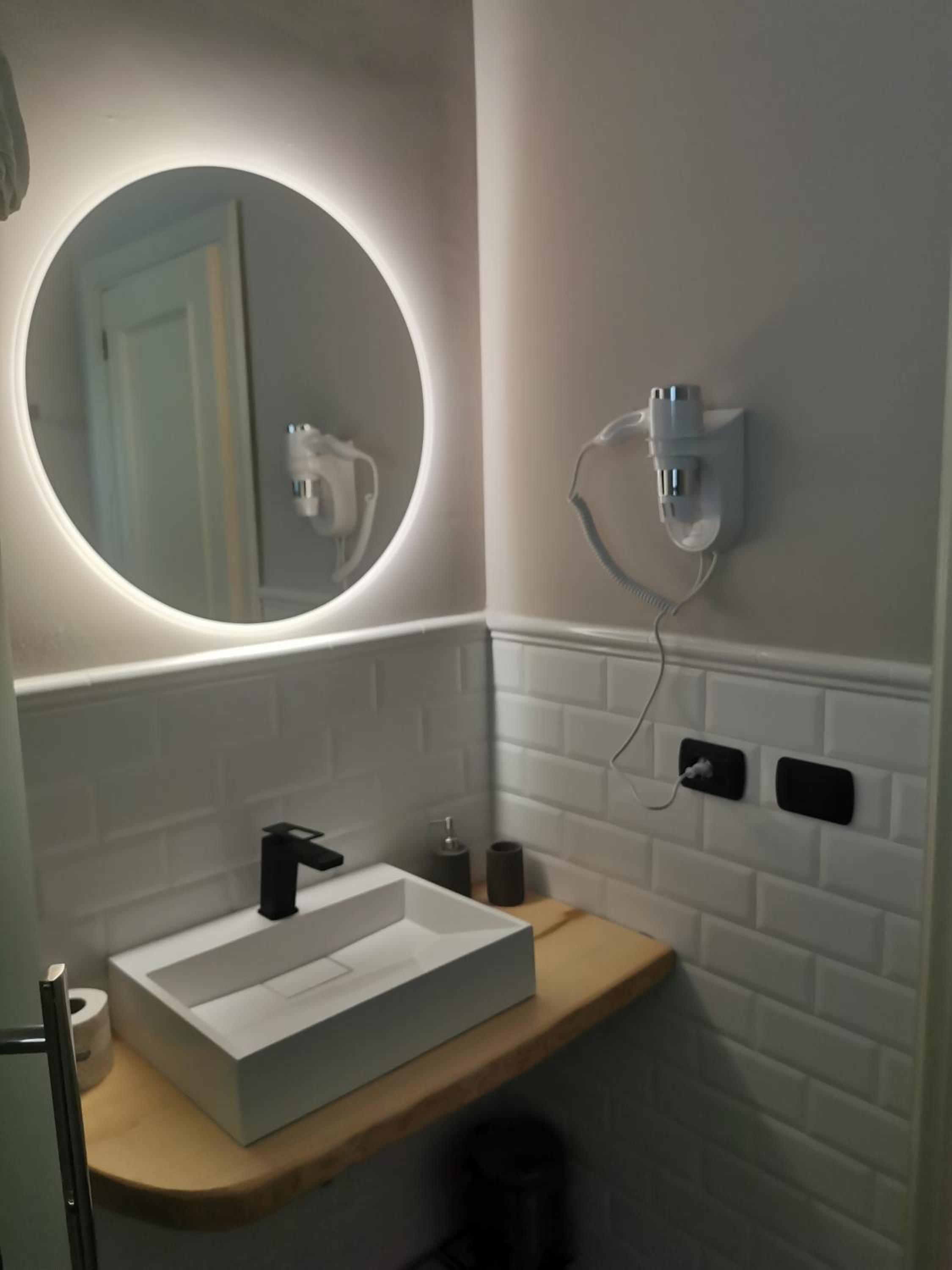 Double Room with Jacuzzi and Sauna photo 2
