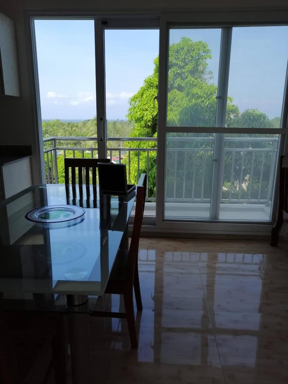 One-Bedroom Apartment - Photo 6