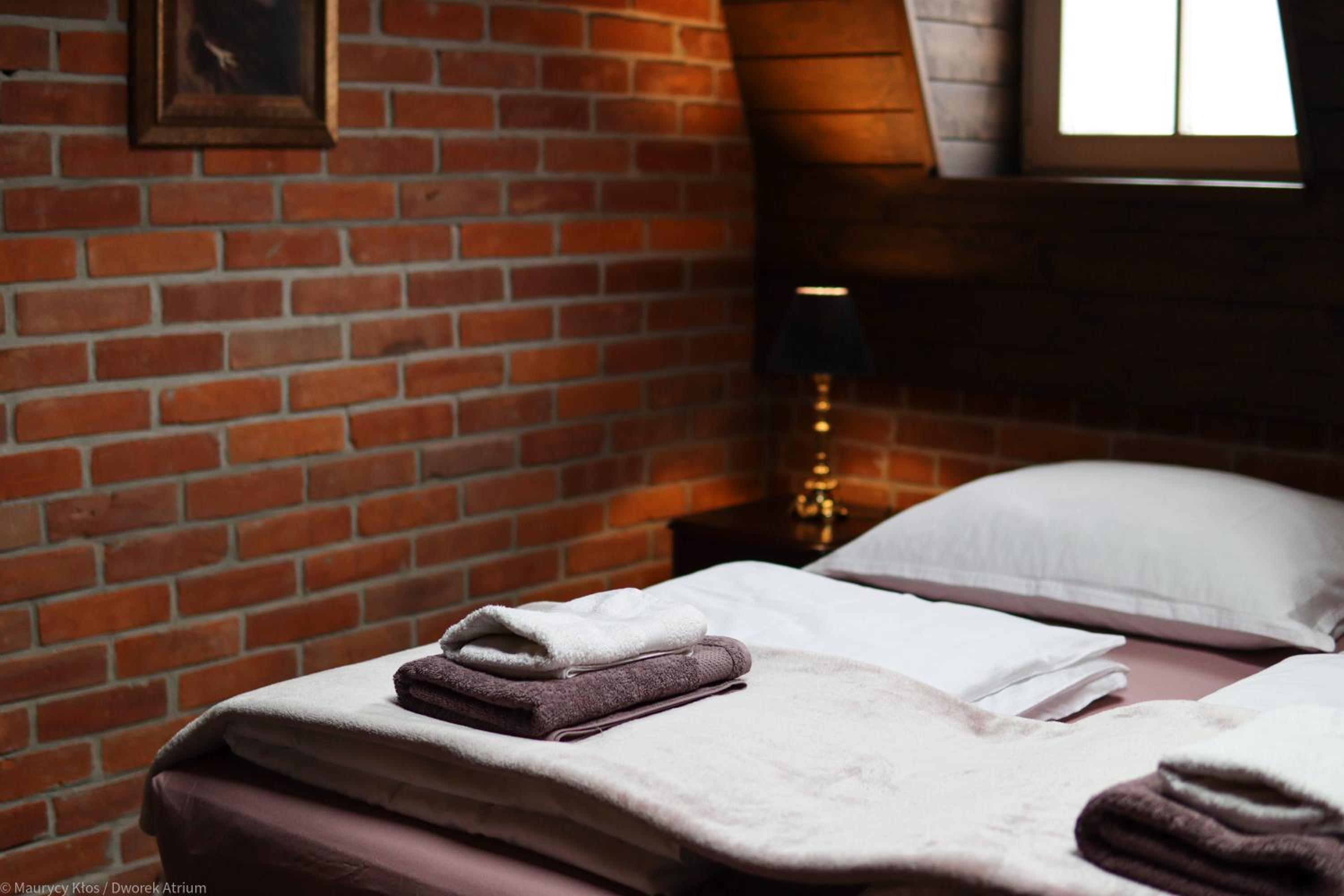 Twin Room with Private Bathroom - Photo 1