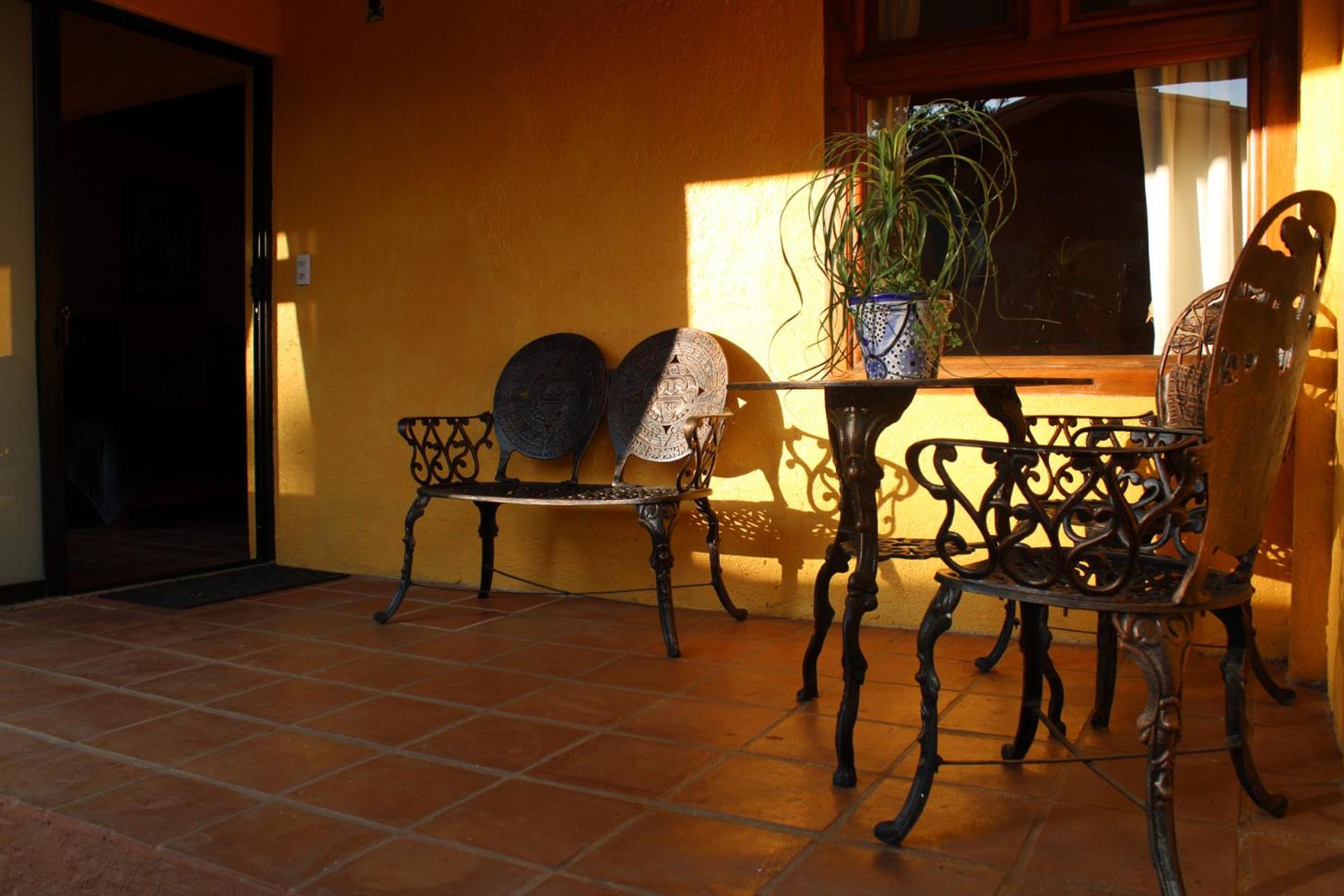 Family Room with Terrace - Photo 18