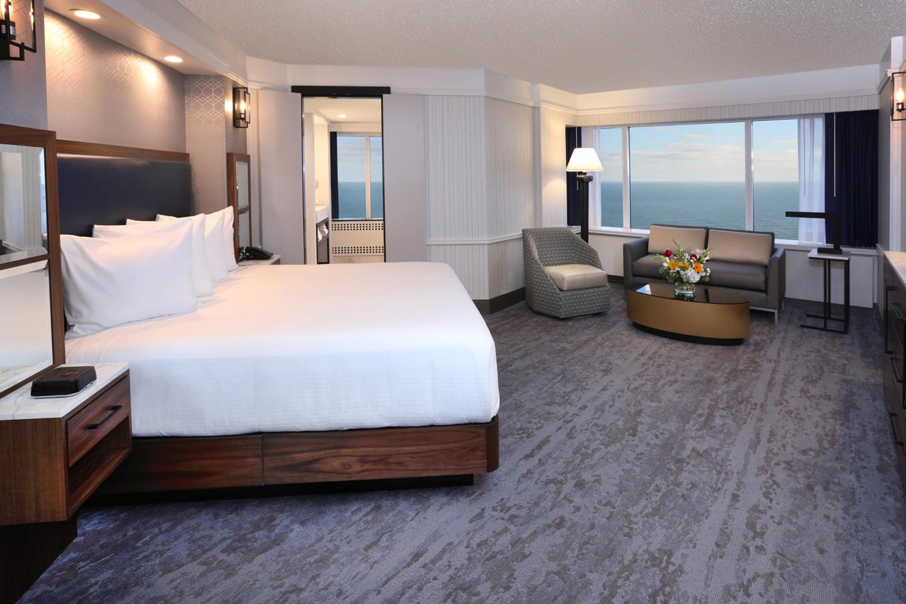 Renovated!  Bally’s Tower Junior Suite City View photo 1
