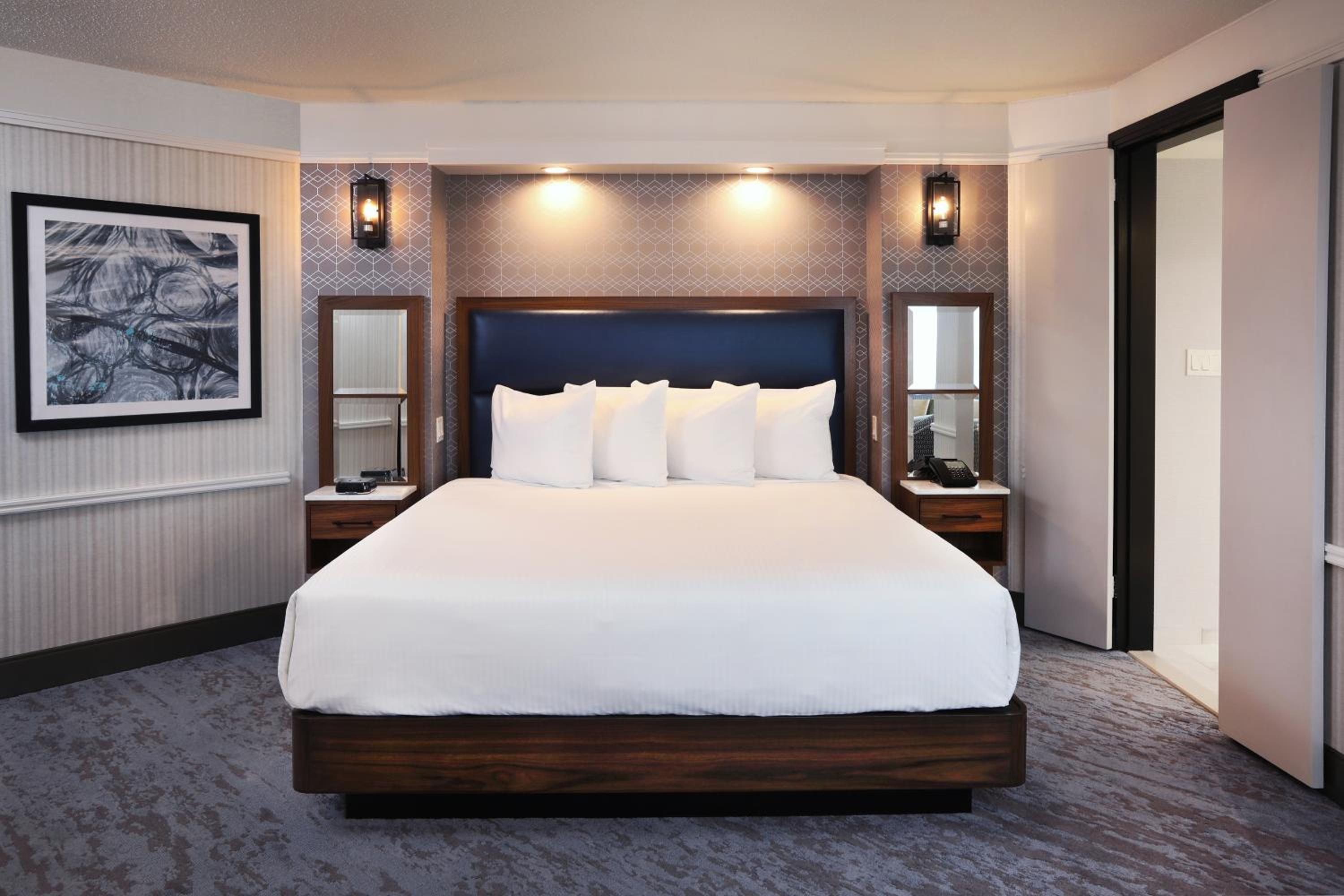 Renovated!  Bally’s Tower Junior Suite City View photo 3