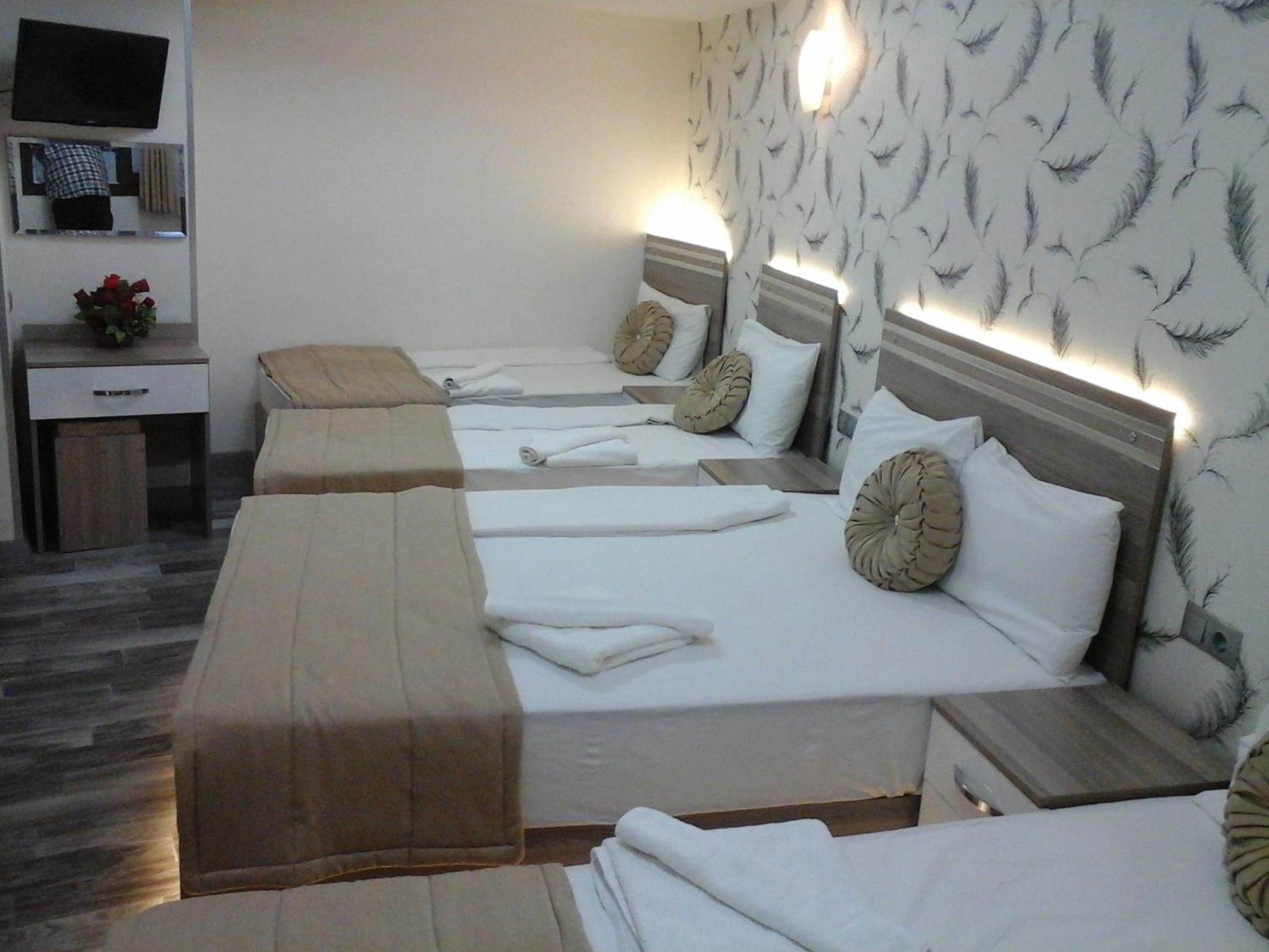 Standard Quadruple Room - Photo 5