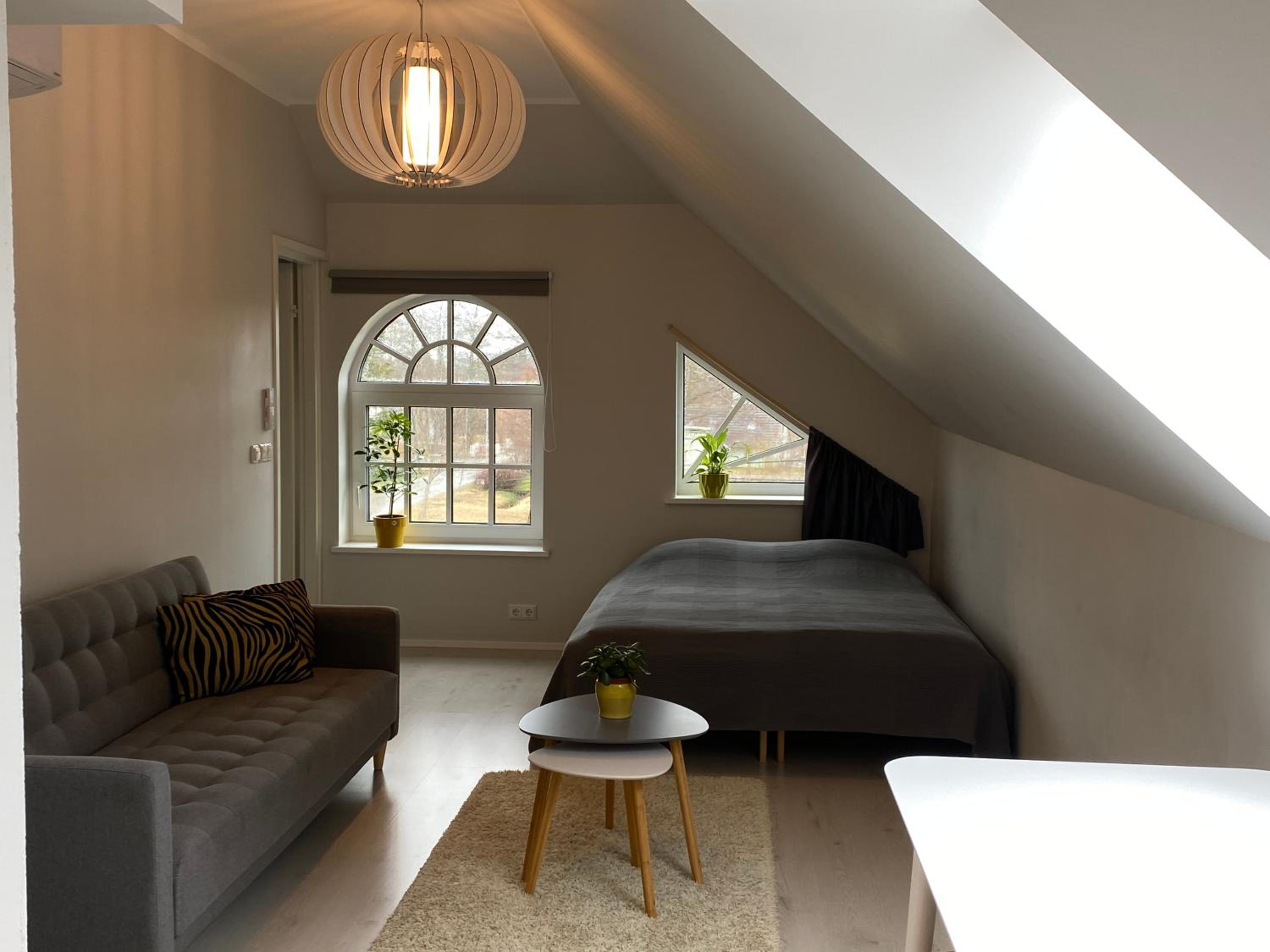One-Bedroom Apartment - Photo 1