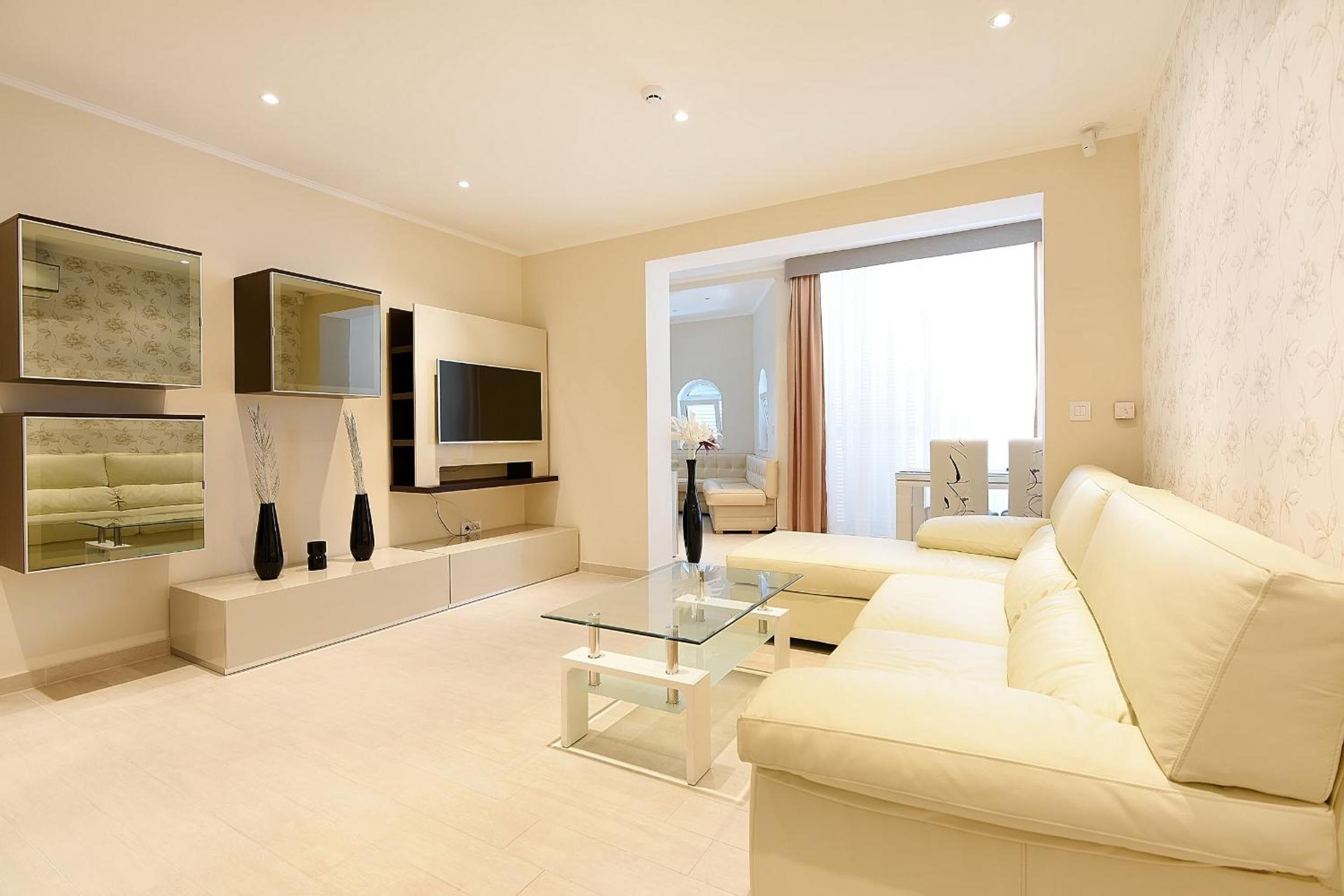 Deluxe Apartment (Two Bedrooms)