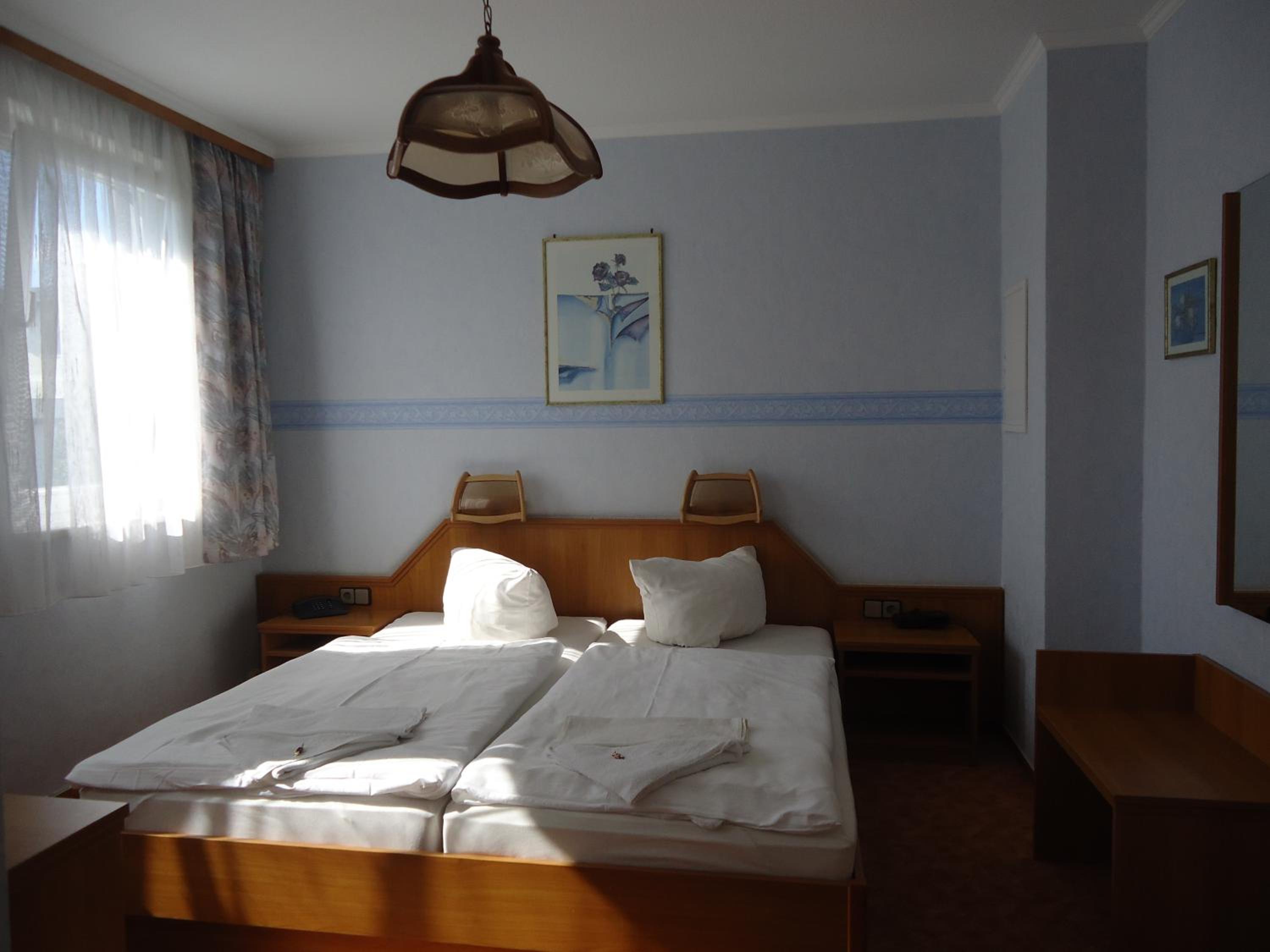 Double Room - Photo 4