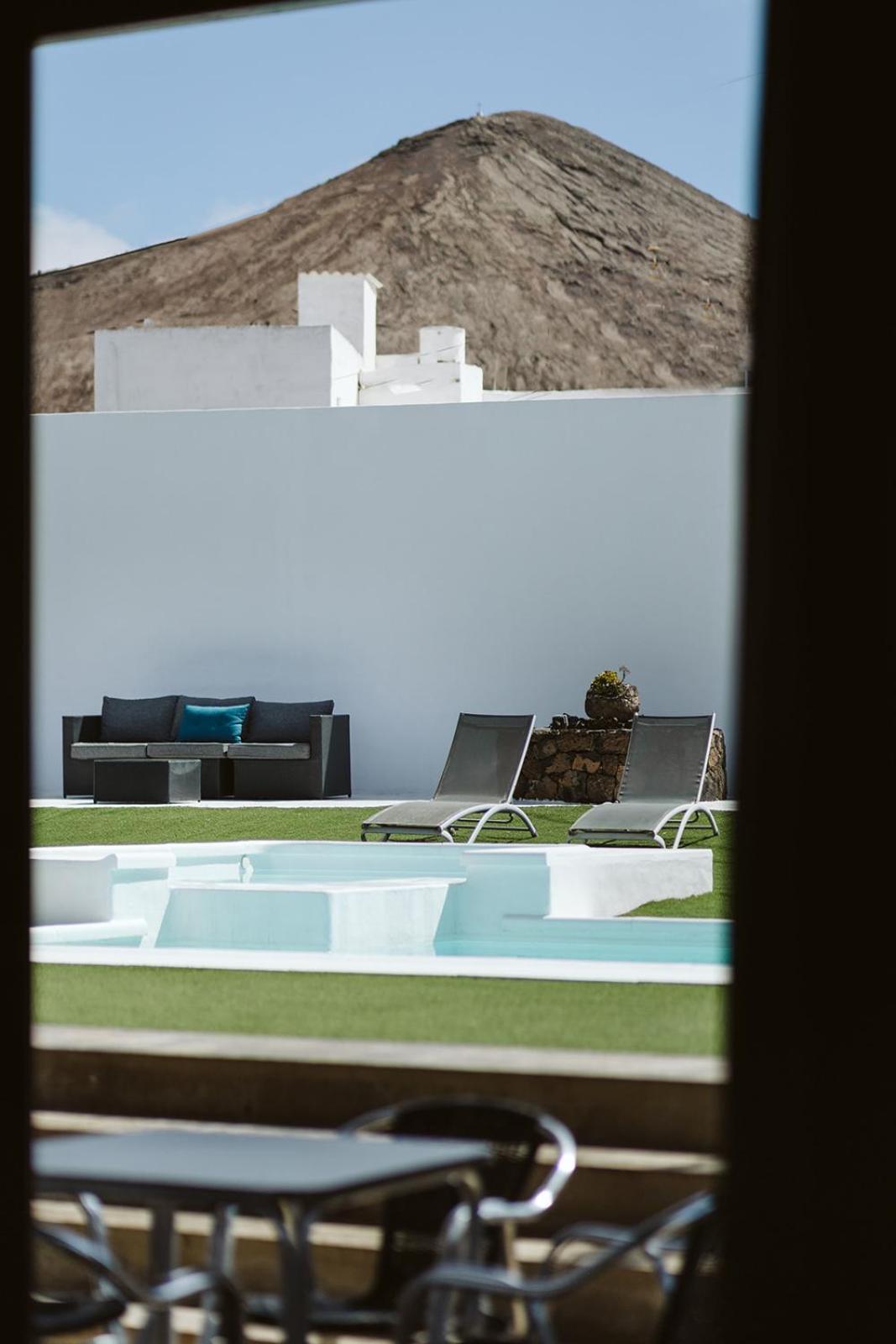 Double Room with Pool View photo 2