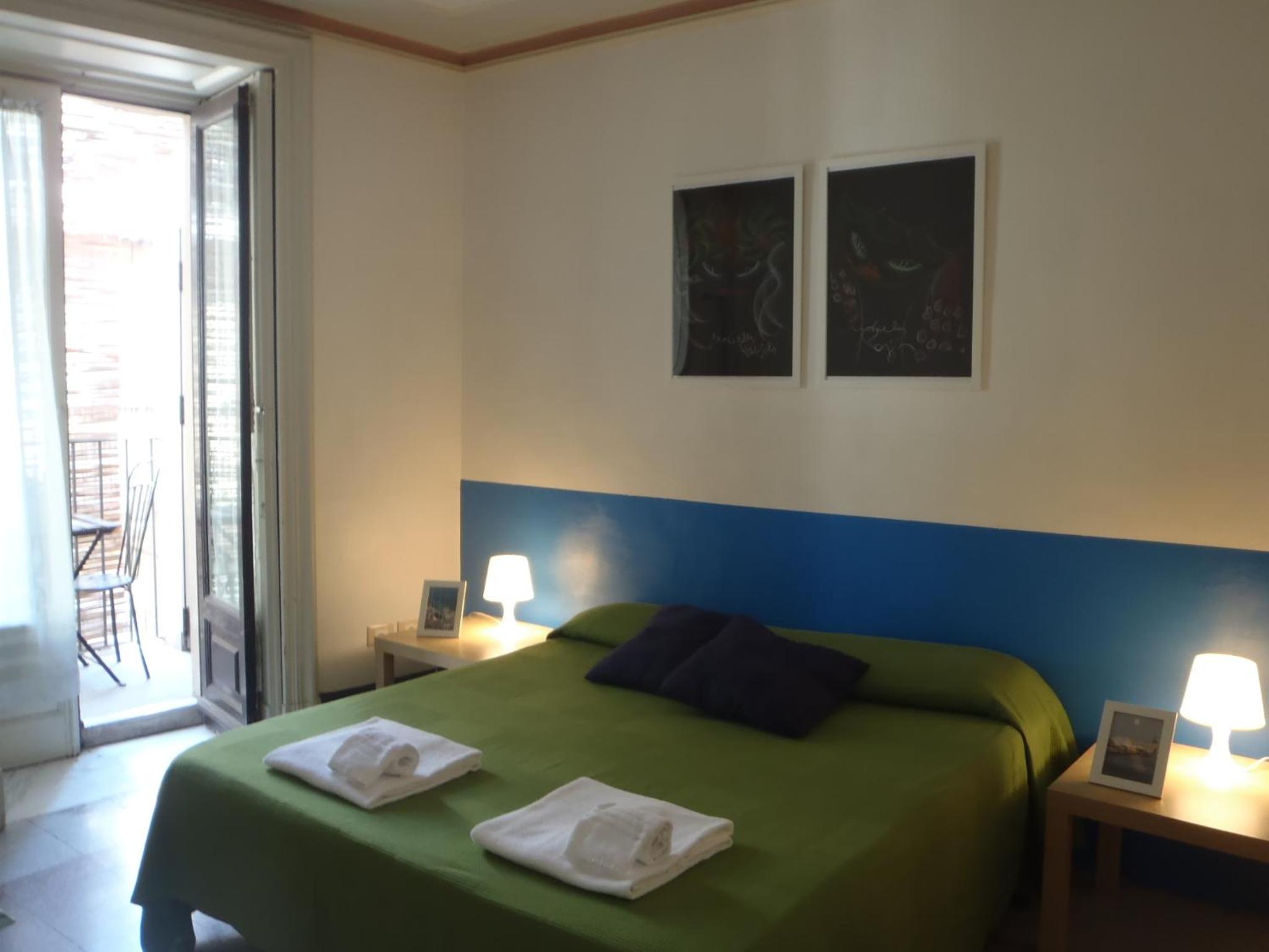Double Room - Photo 2