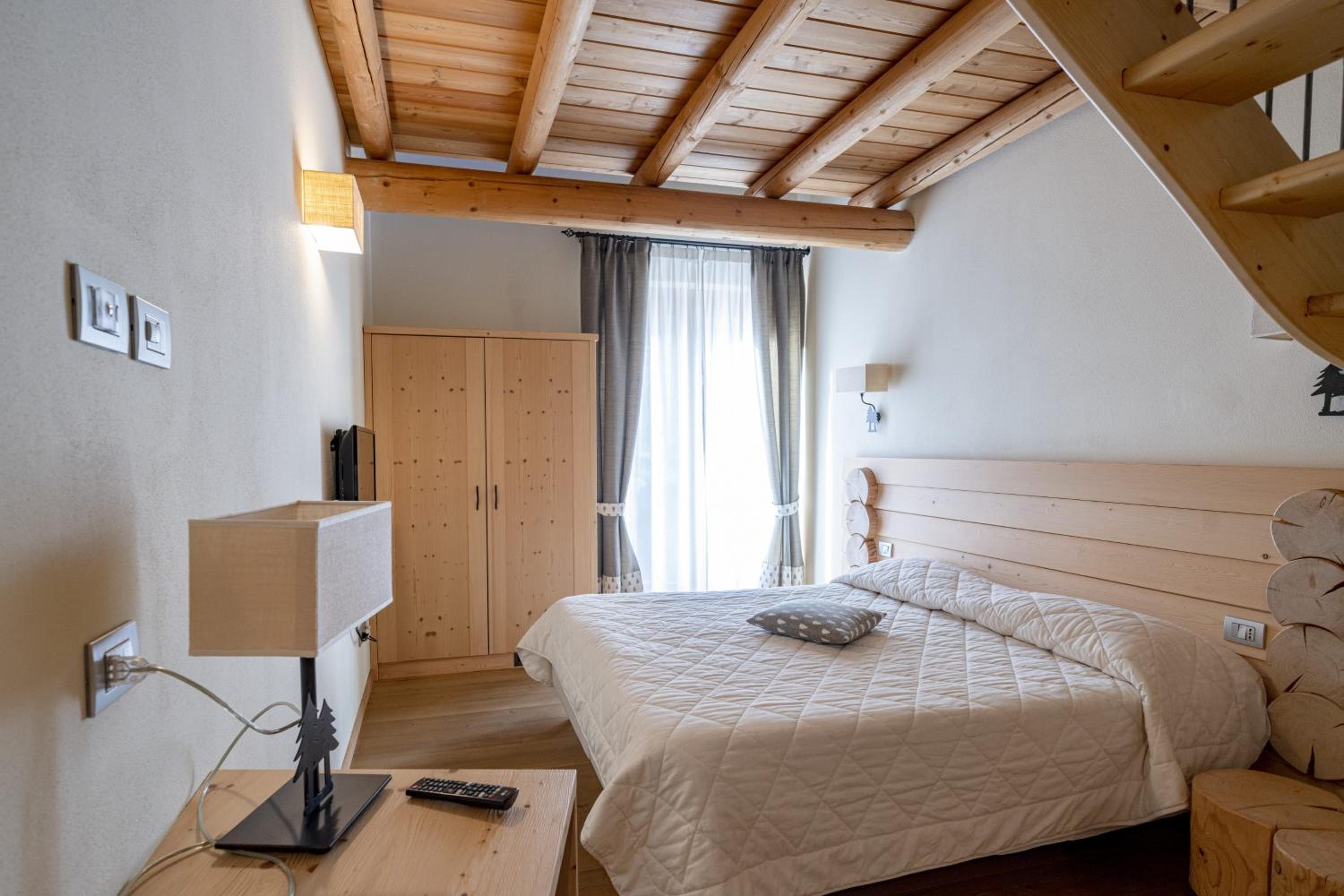 Superior Triple Room photo 1