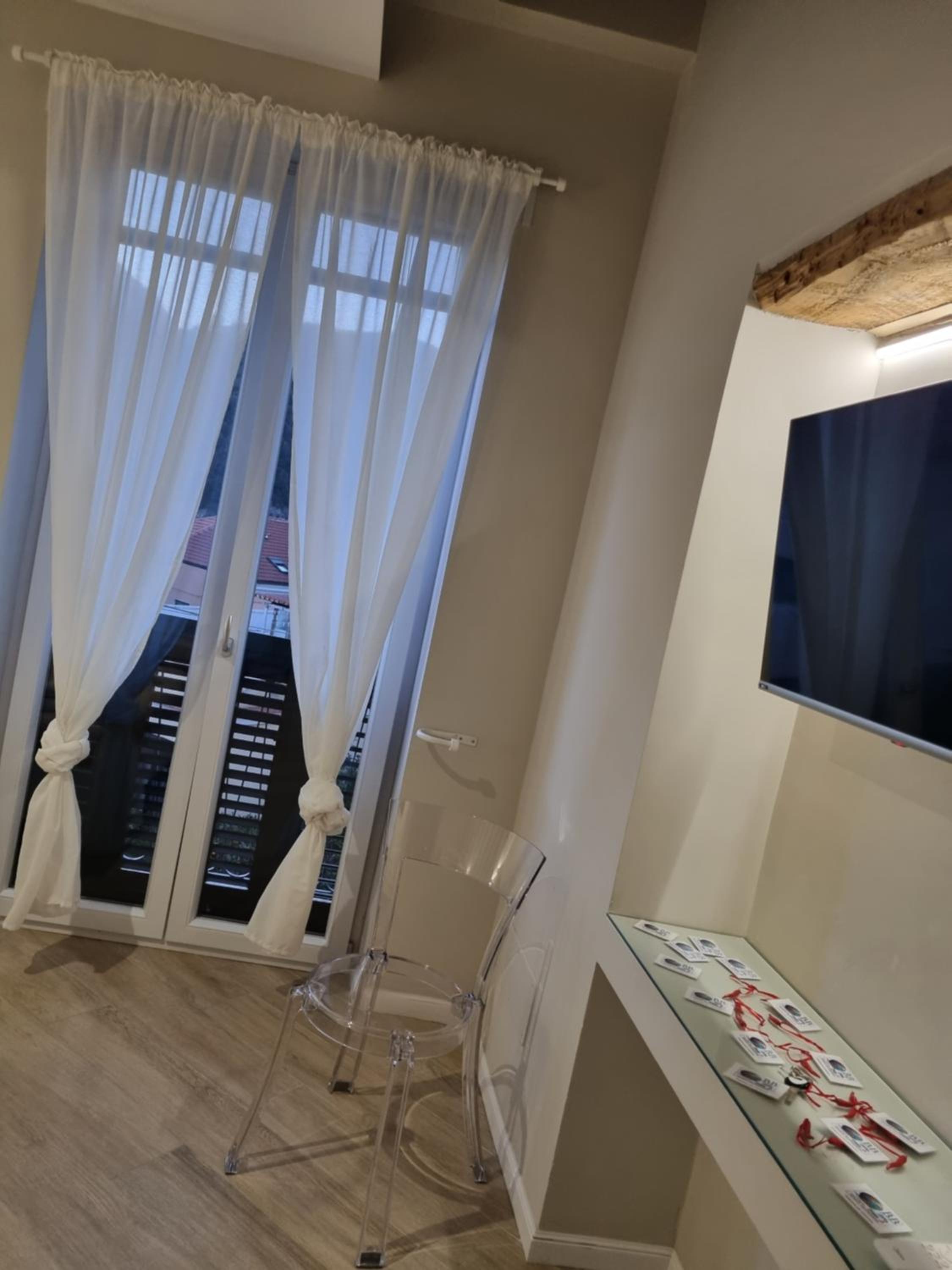 One-Bedroom House - Photo 45