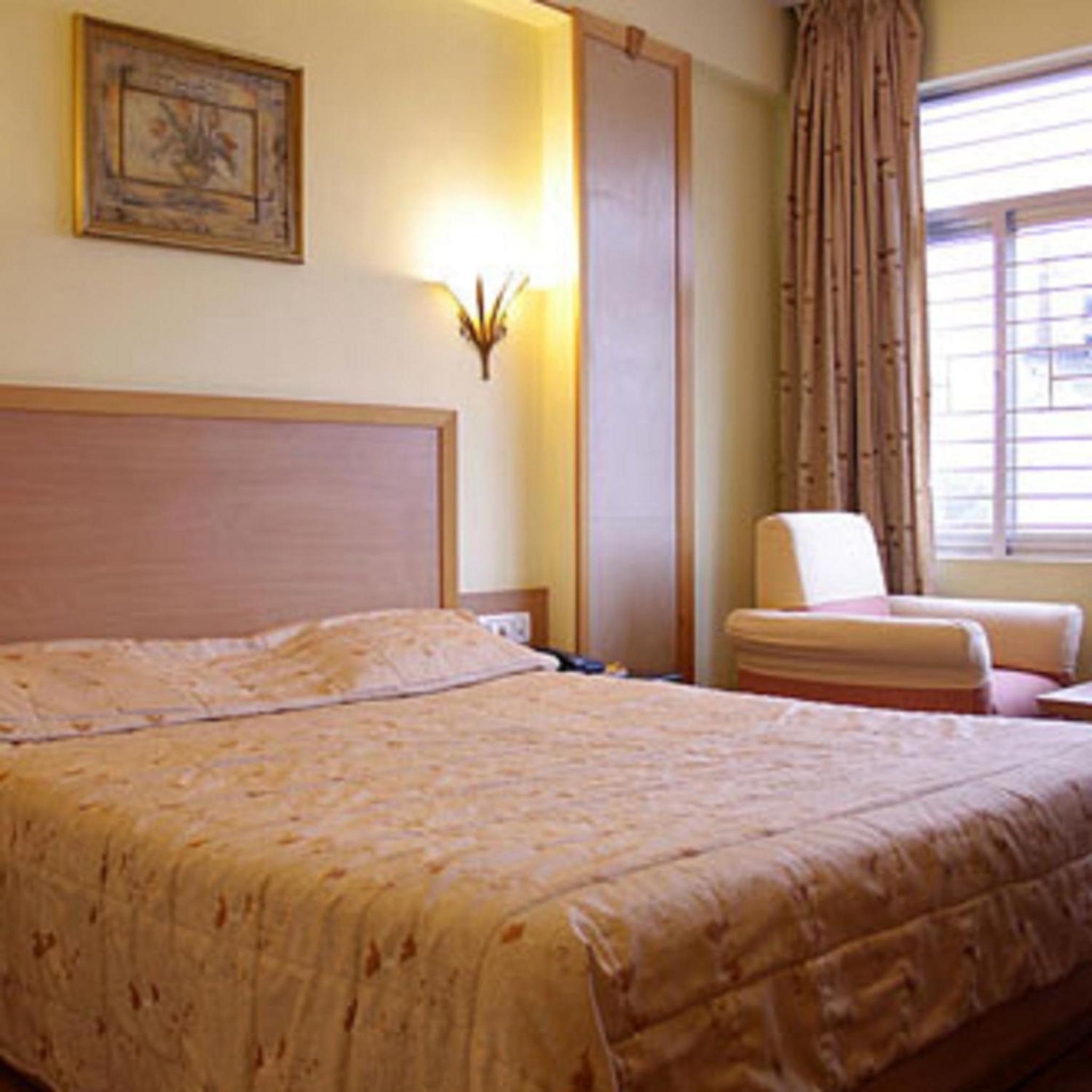 Luxury Room with Air Conditioning with 15% Discount on F&B and 10% Discount on Spa, Complimentary Early Check in or Late Check Out by 2 Hrs - Photo 7