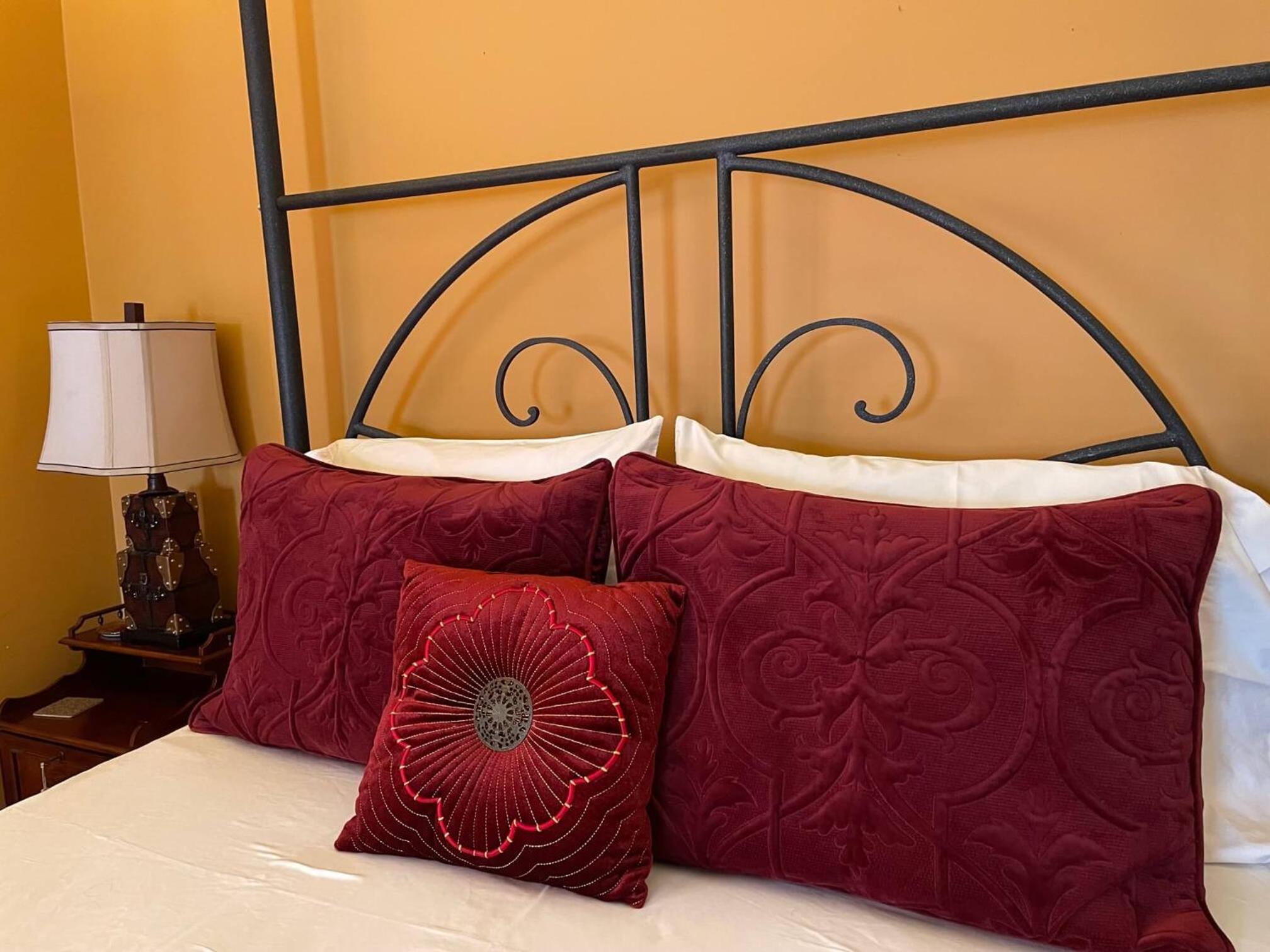 Deluxe Suite photo 3