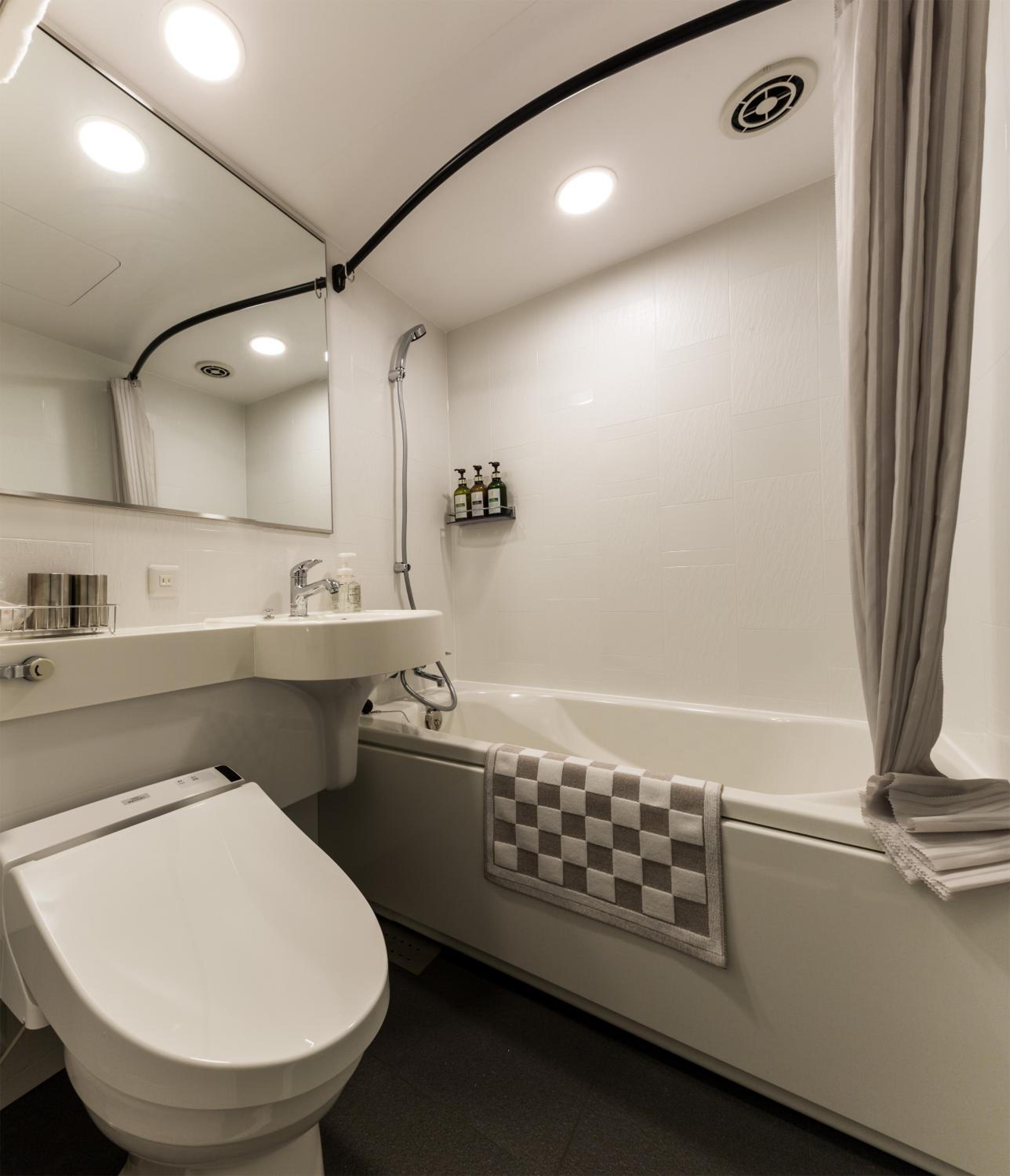 Moderate Double Room - Non-Smoking with Ramen Breakfast Included