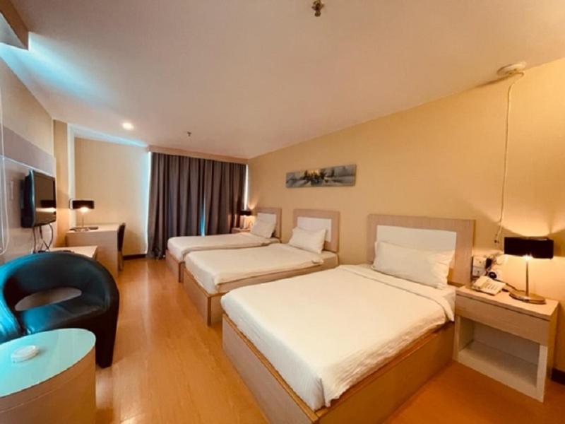 Deluxe Triple Room - Photo 3