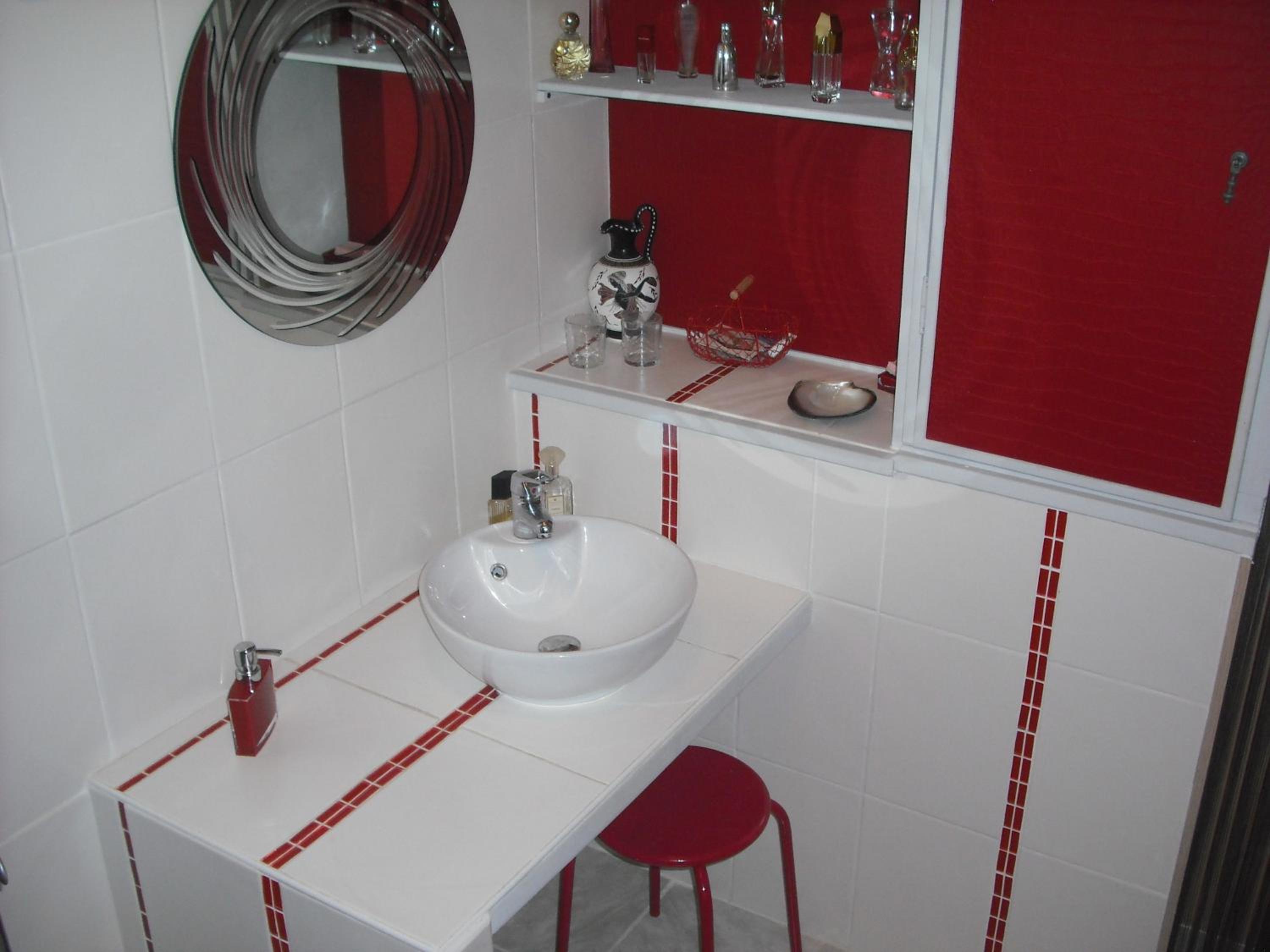 Triple Room with Private Bathroom - Photo 3