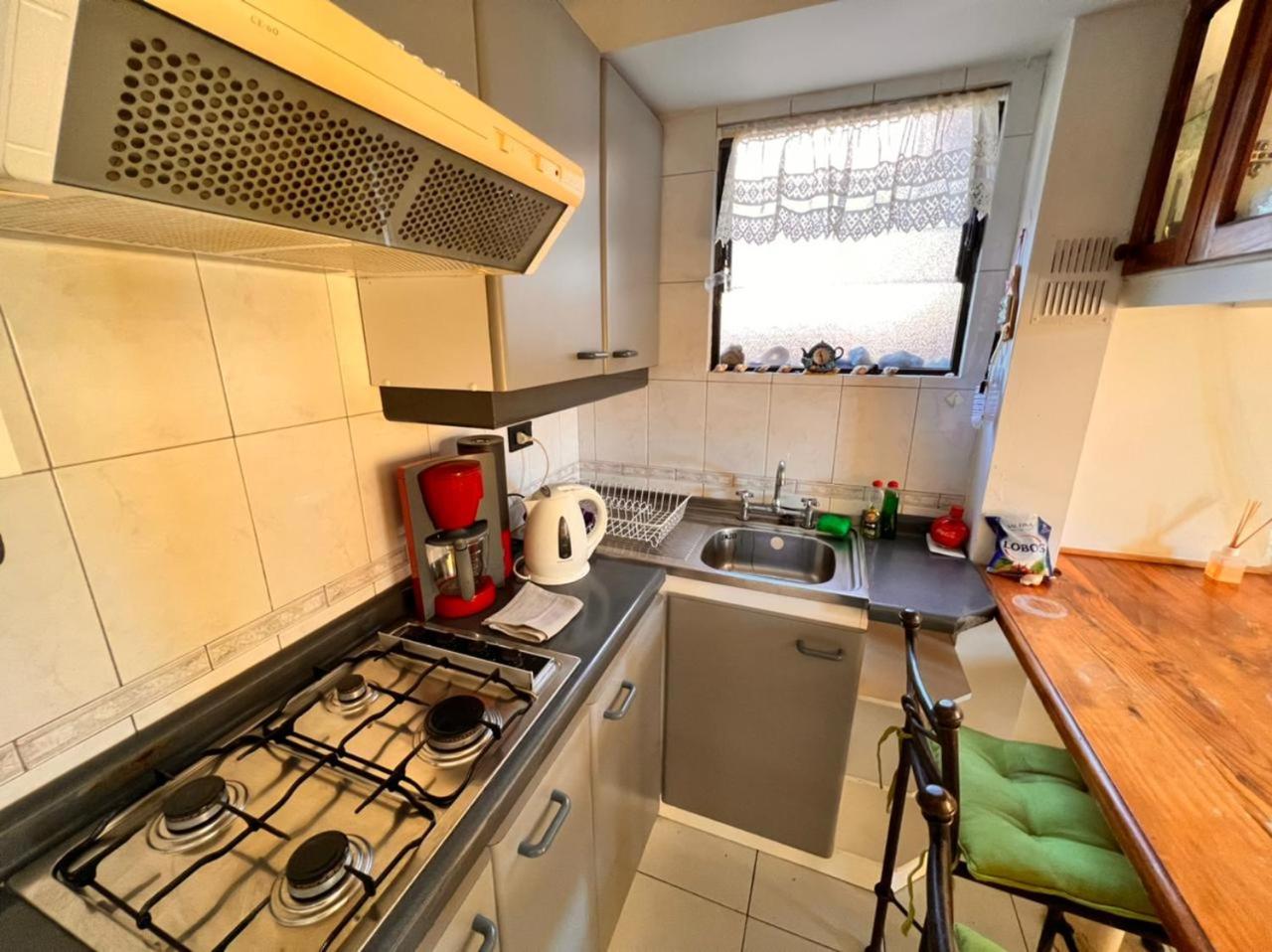 Three-Bedroom House photo 3