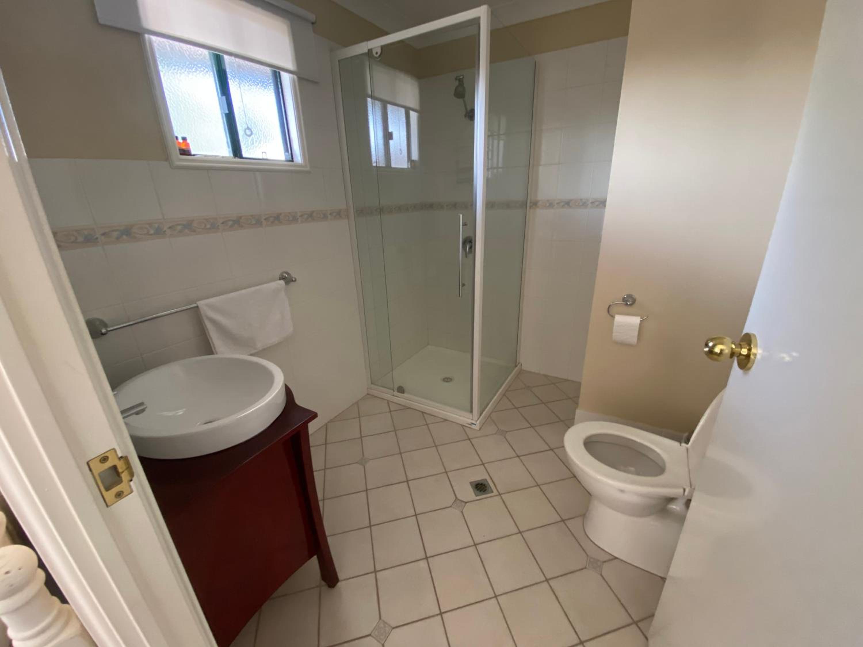 Standard Triple Room photo 3
