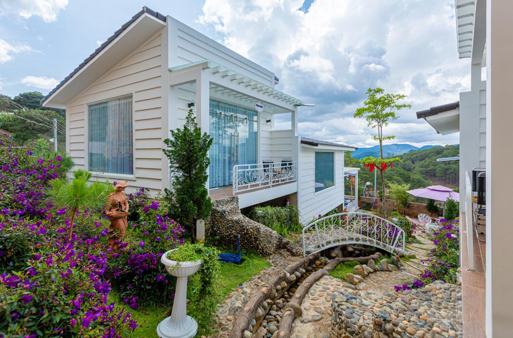 Bungalow - Photo 2