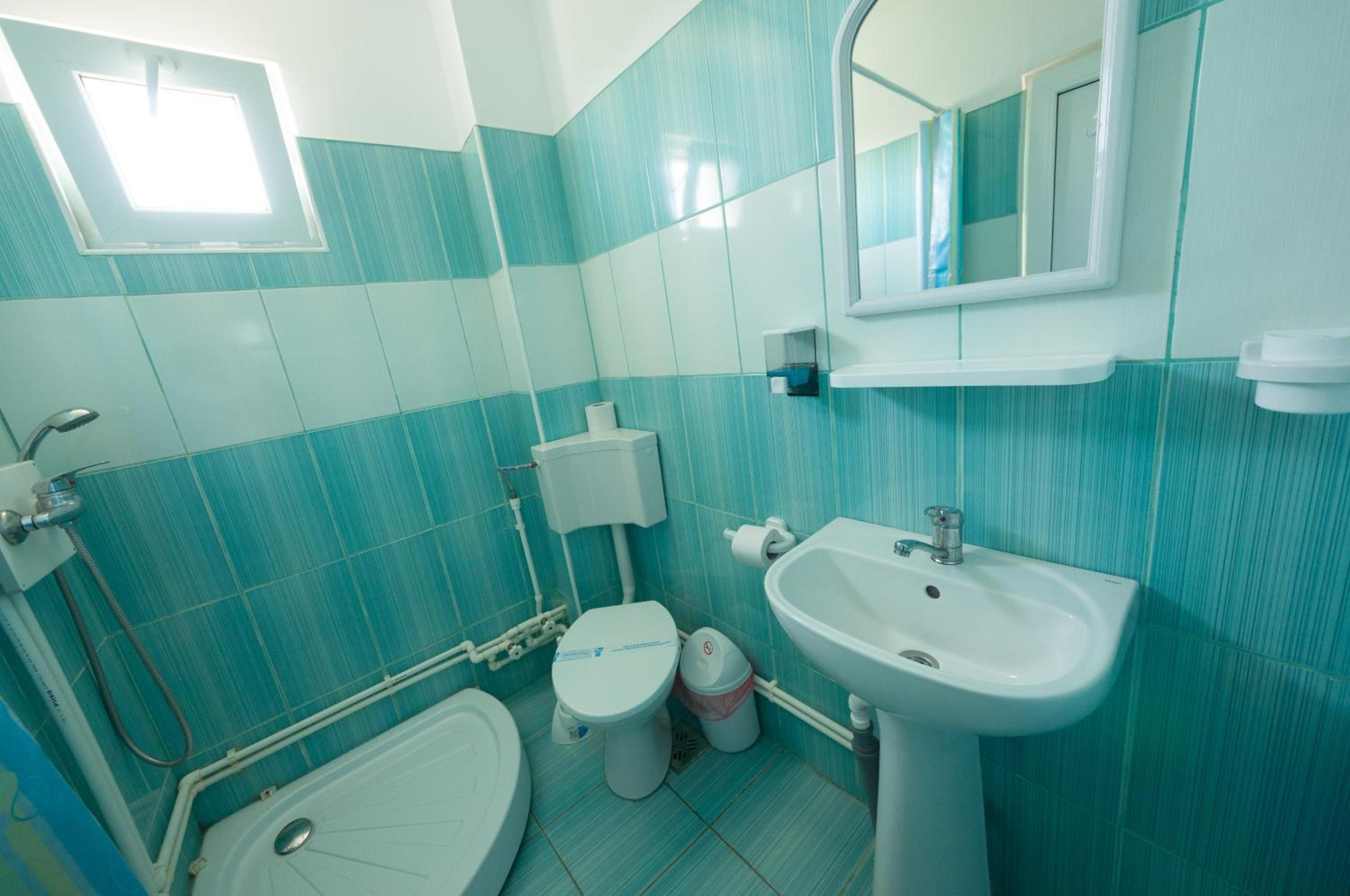 Standard  Double Room - Photo 15