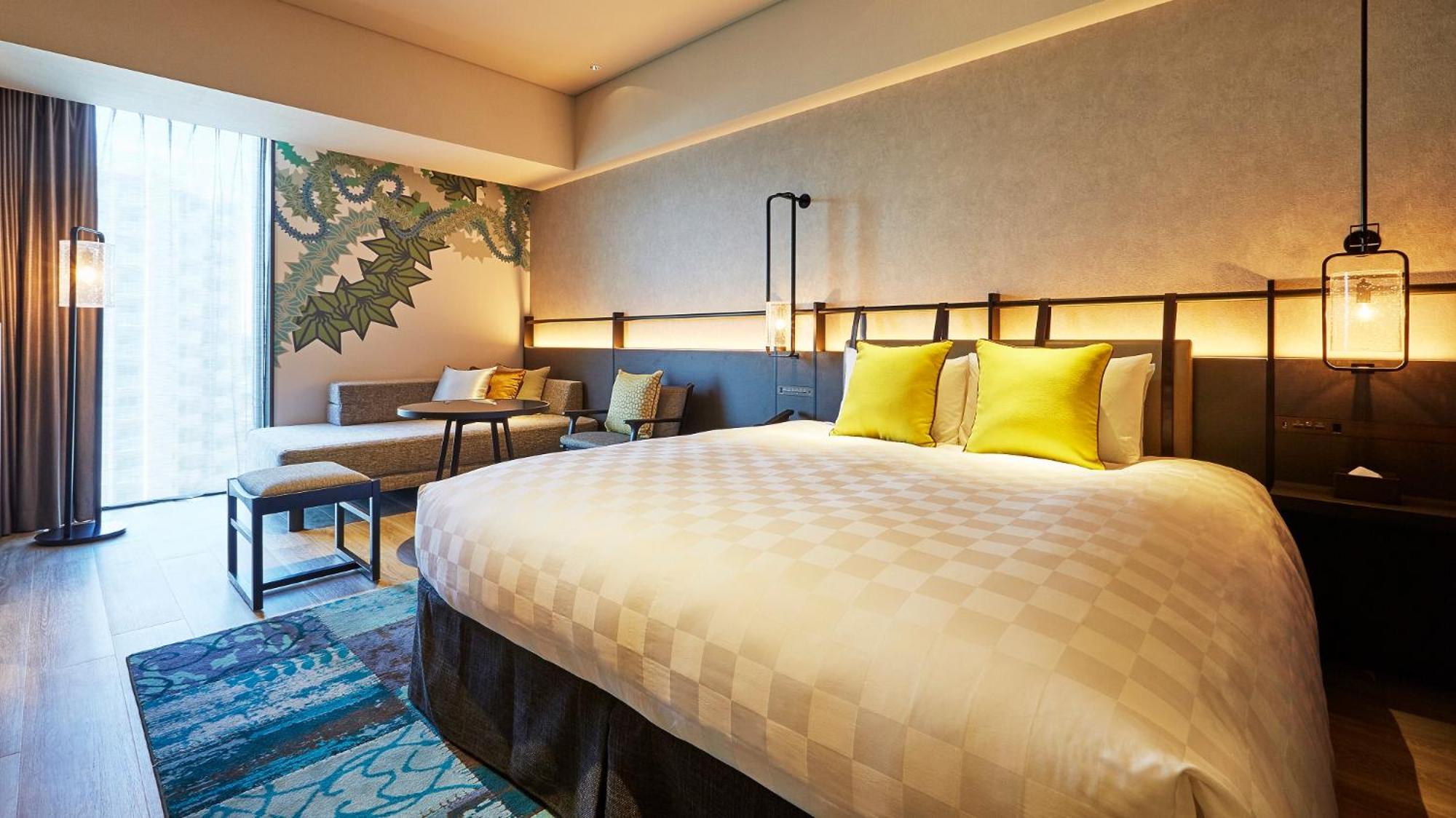 Superior King Room (Triple) - Photo 1