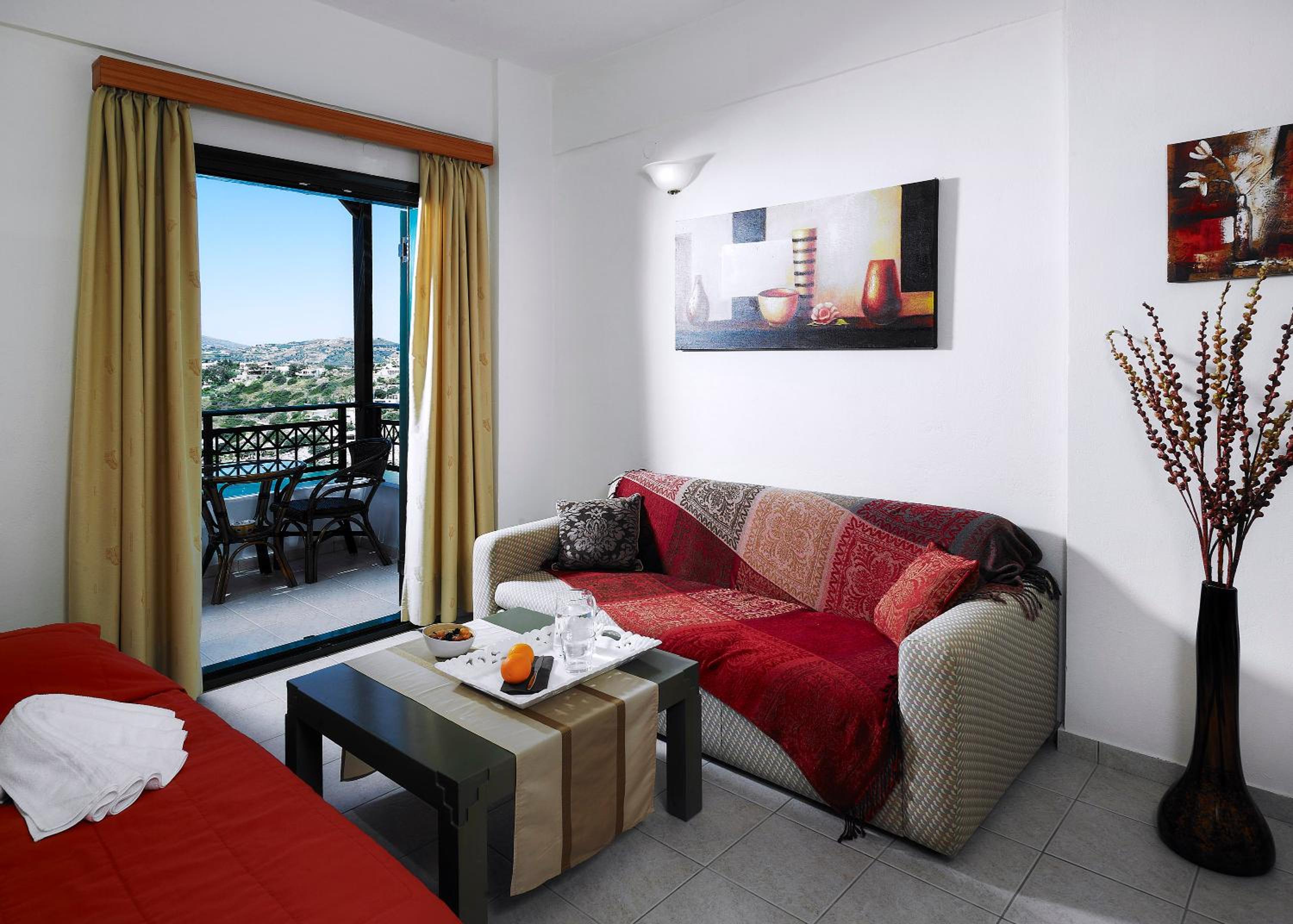One-Bedroom Apartment with Sea View (2 - 4 Adults) photo 1