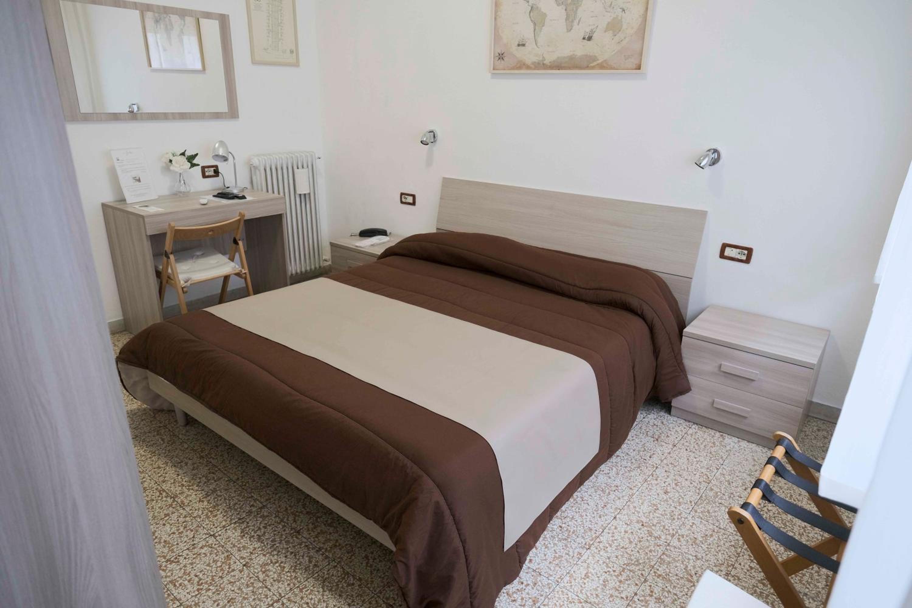 Camera Matrimoniale/Doppia con Letti Singoli