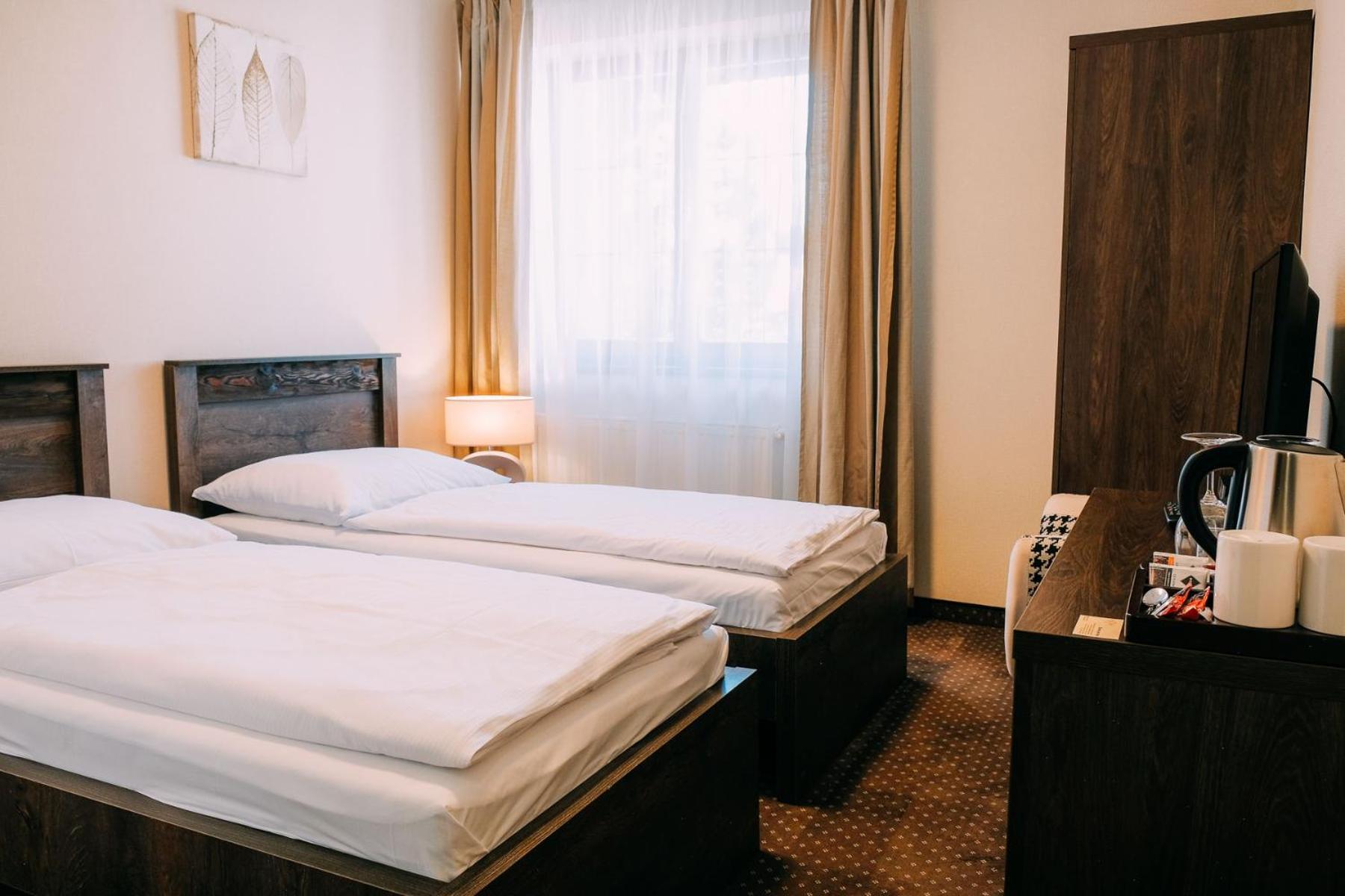 Standard Twin Room photo 3