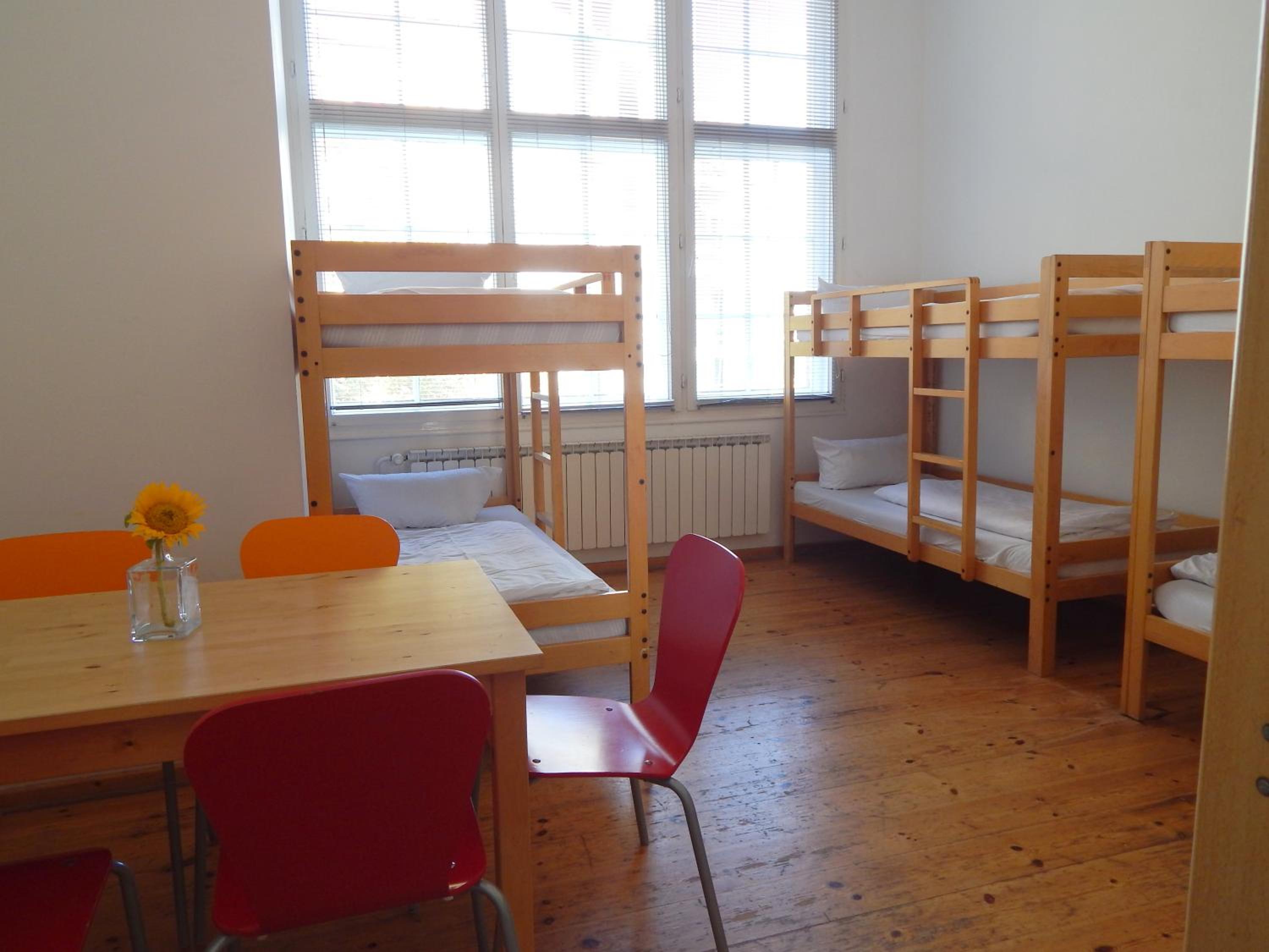 Sixtuple Room photo 2