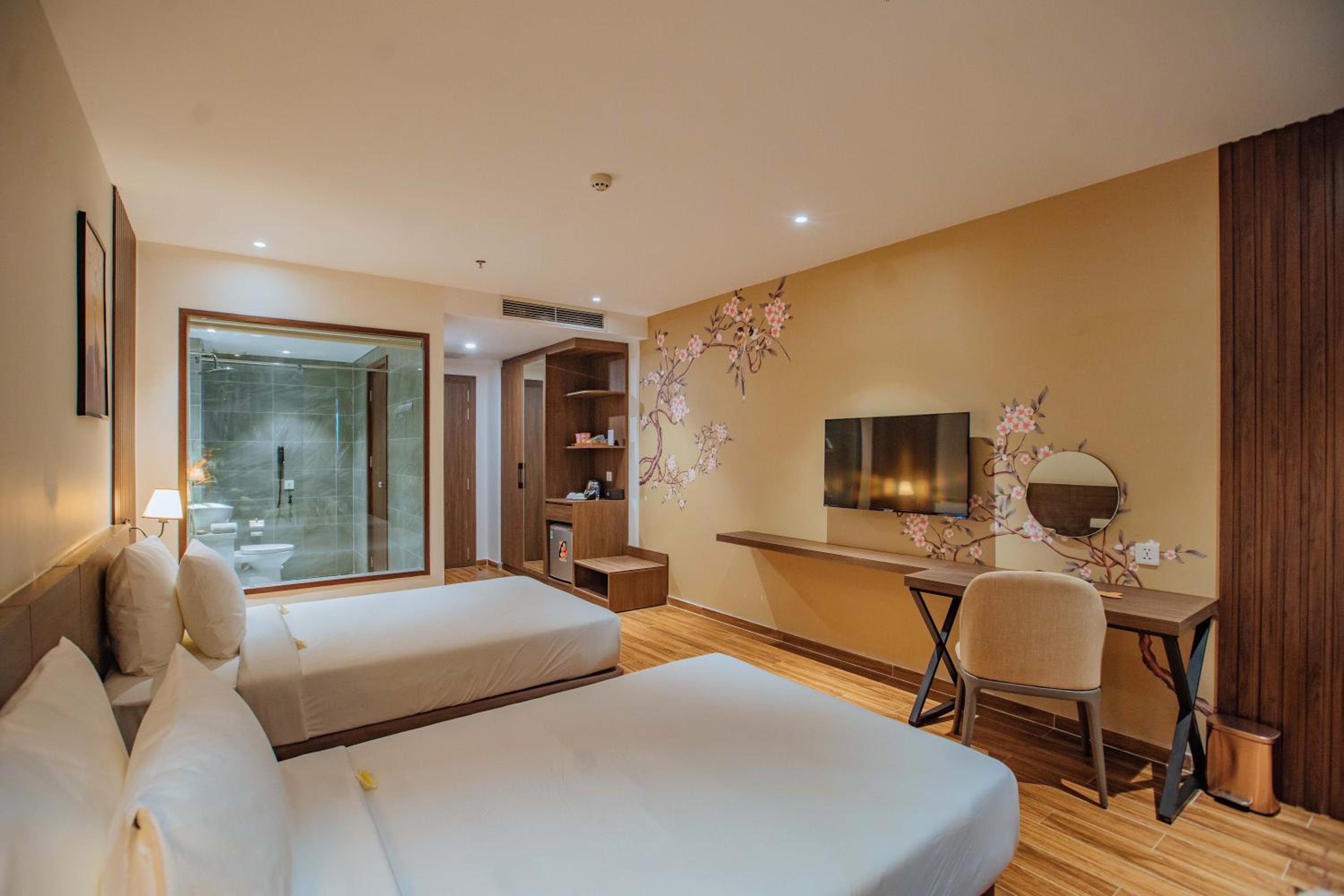 Double or Twin Room with City View photo 1
