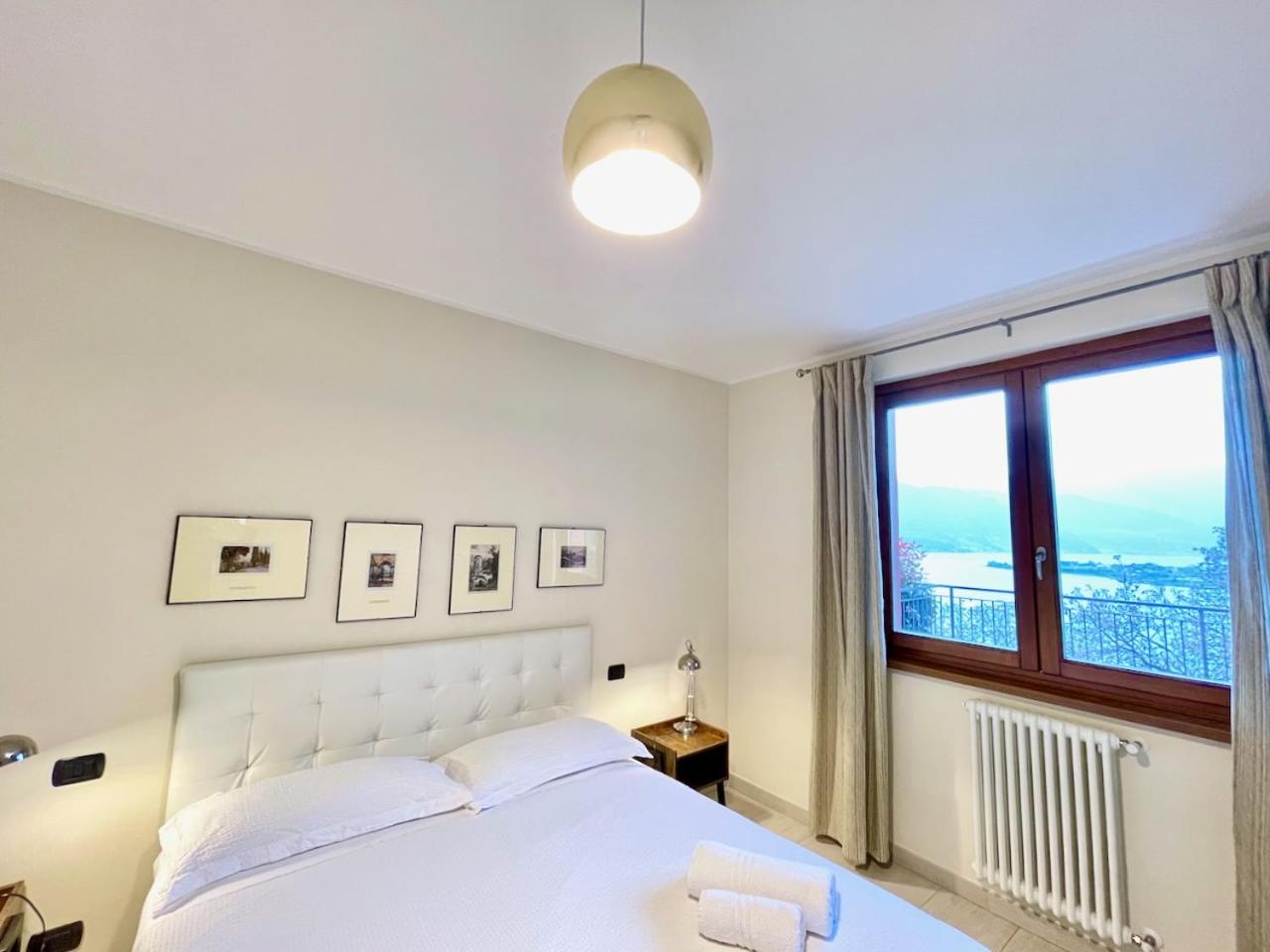 Apartment with Lake View photo 1