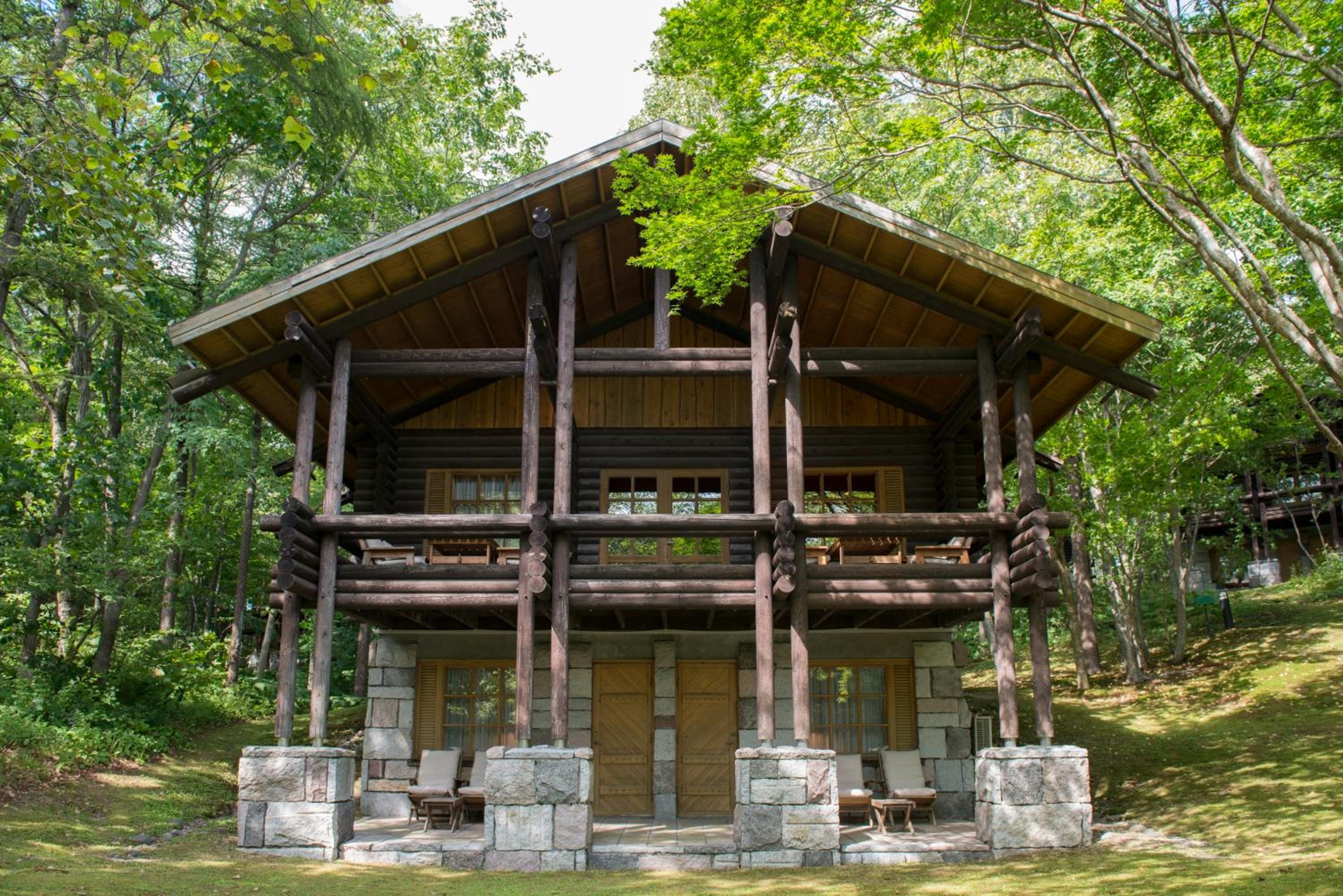 Cottage with Forest View - Photo 3