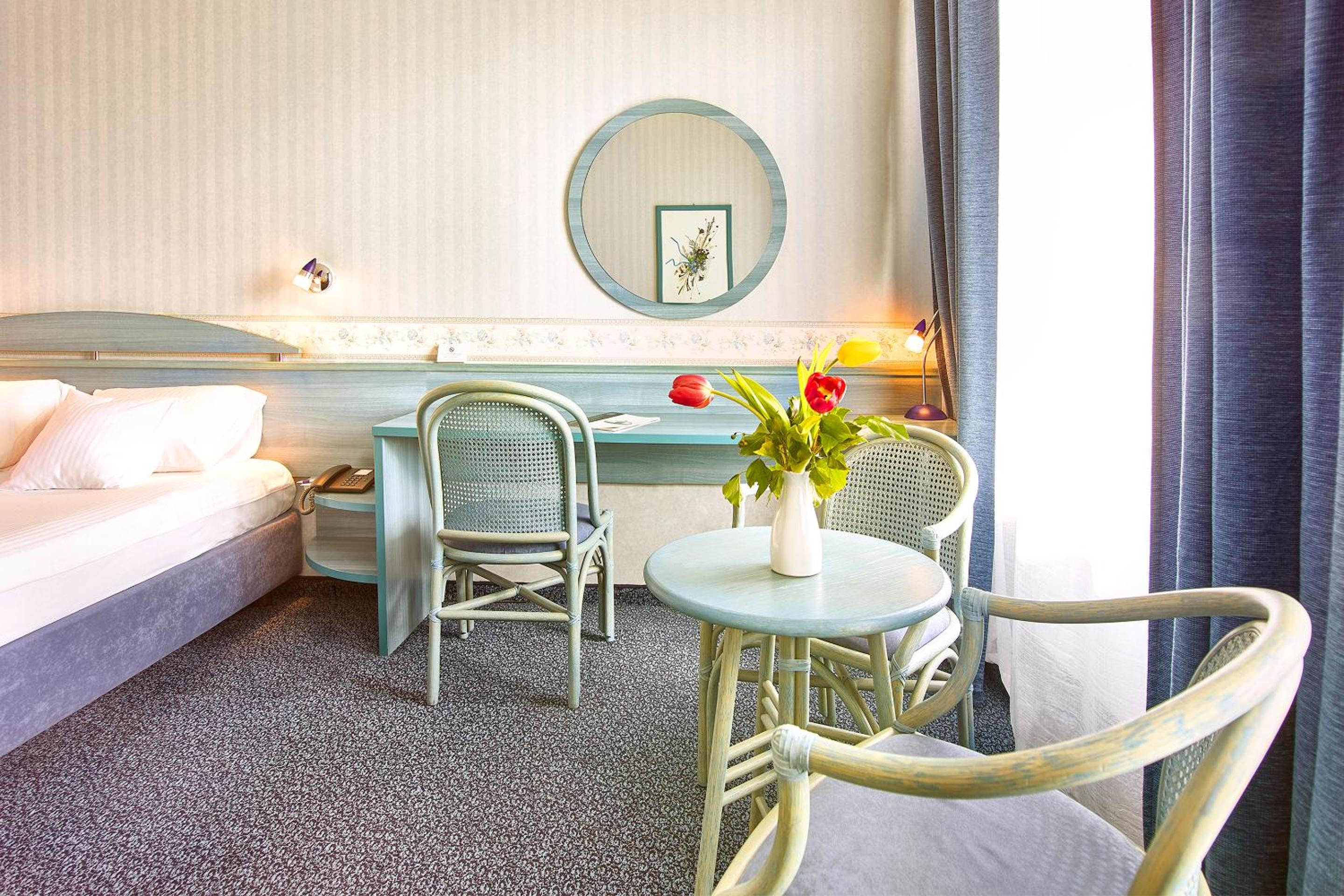 Standard Double Room - Photo 3