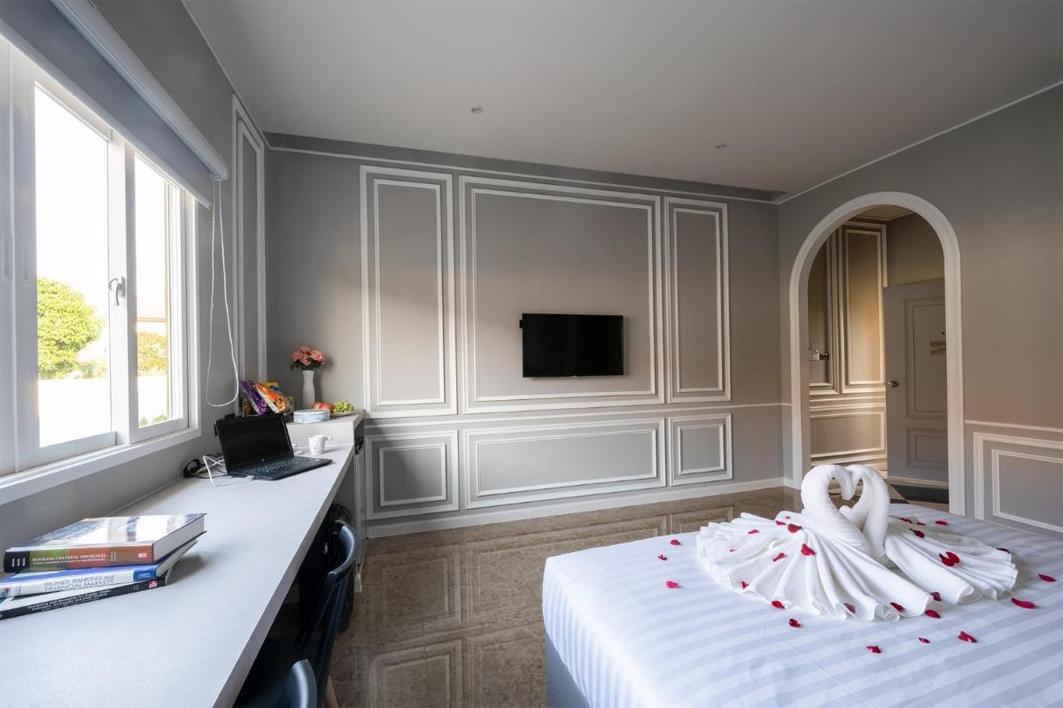 Twin Room - Photo 5