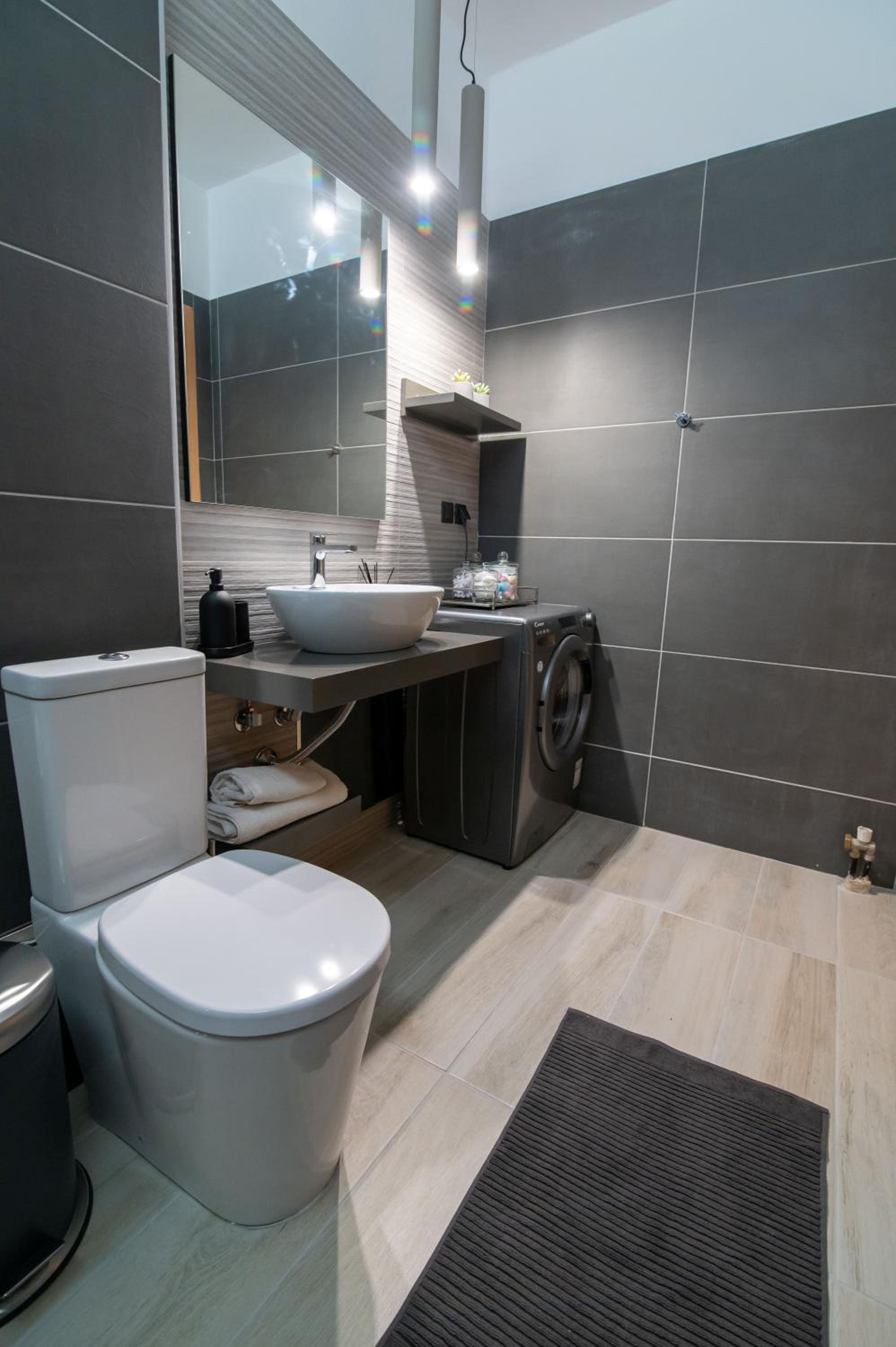 Two-Bedroom Apartment - Photo 13