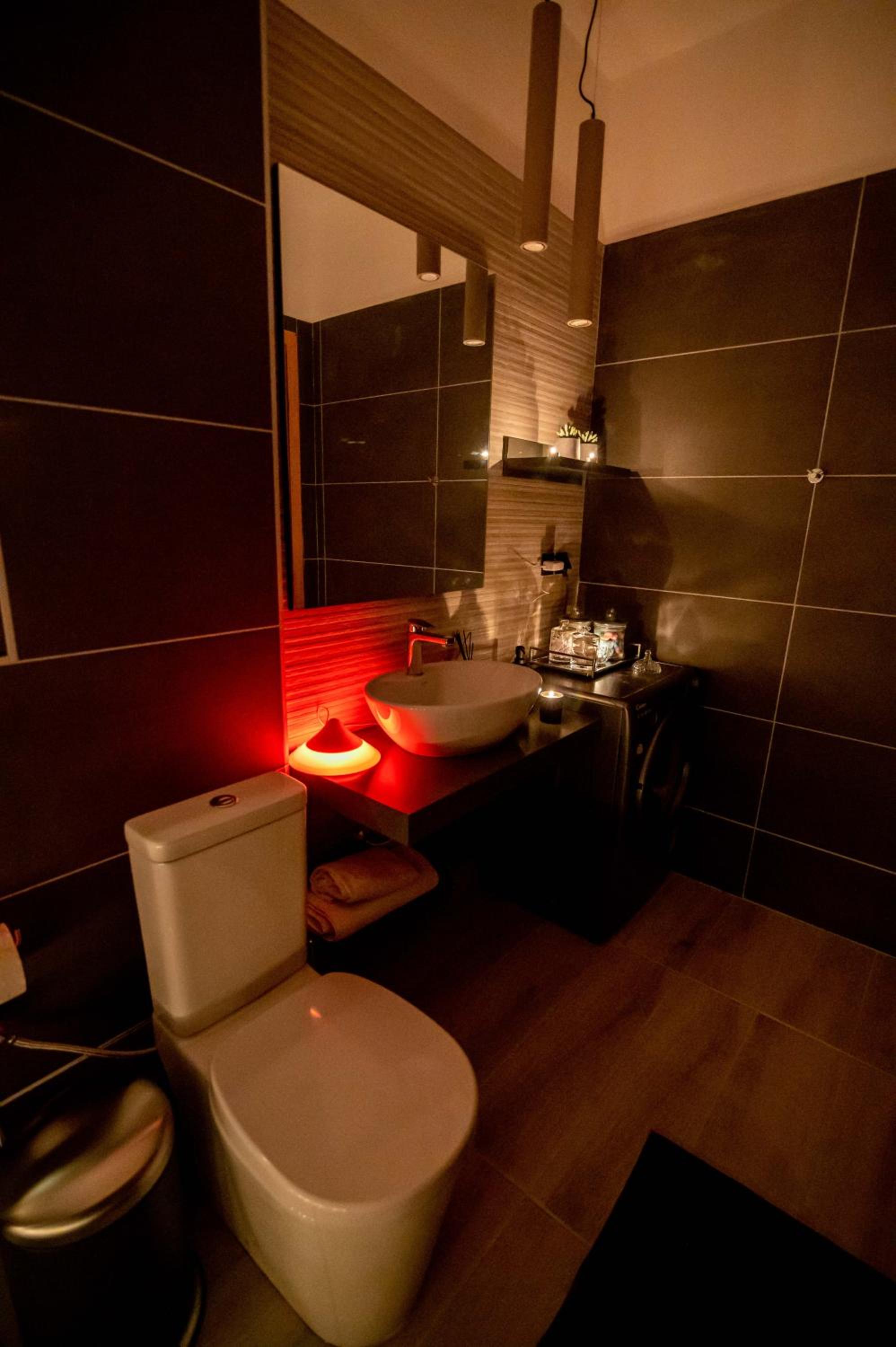 Two-Bedroom Apartment - Photo 34