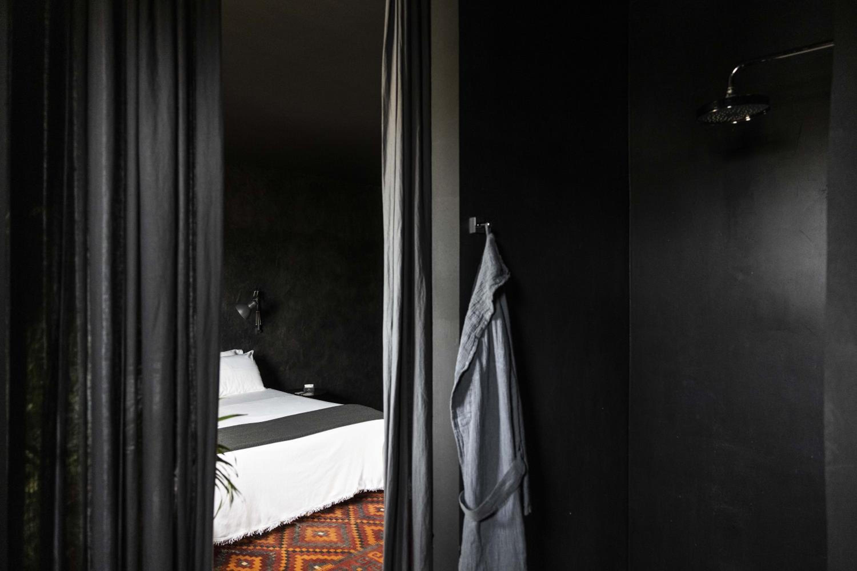 Suite with Terrace - Photo 4