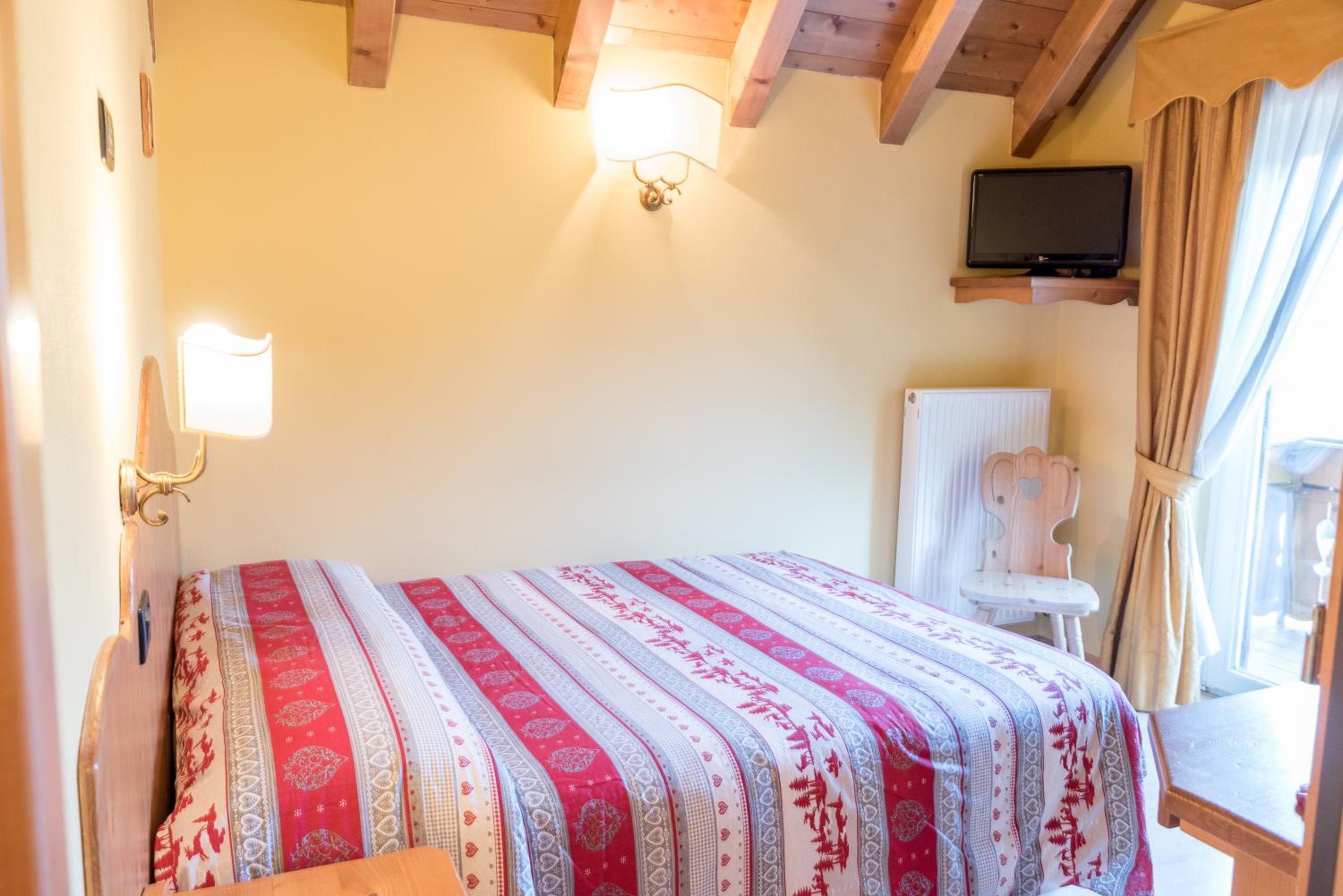 Small Double Room photo 3