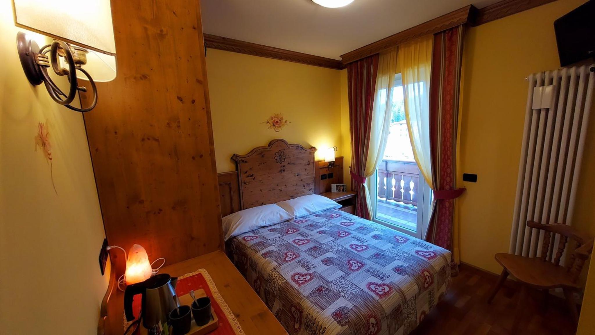 Small Double Room photo 2