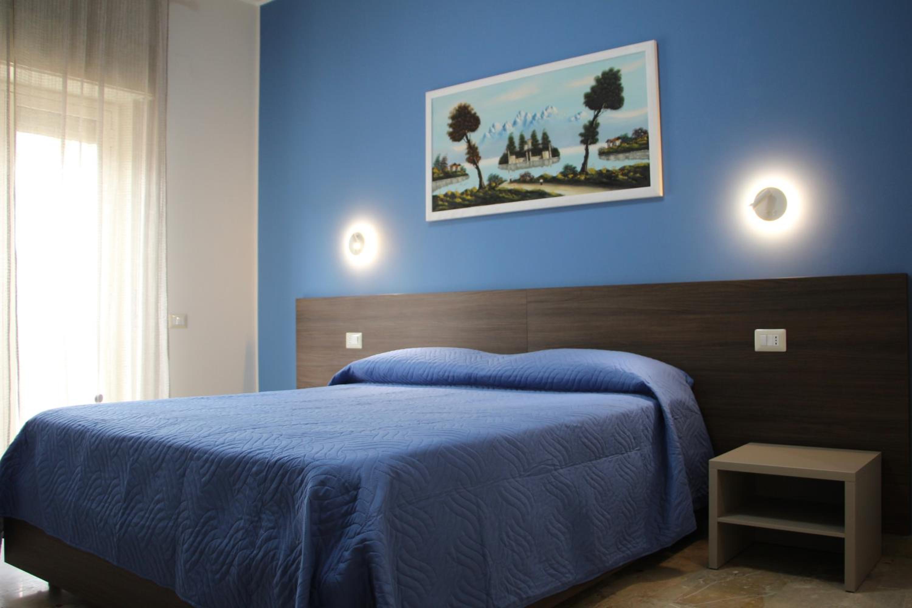 Double Room with Private Bathroom photo 1