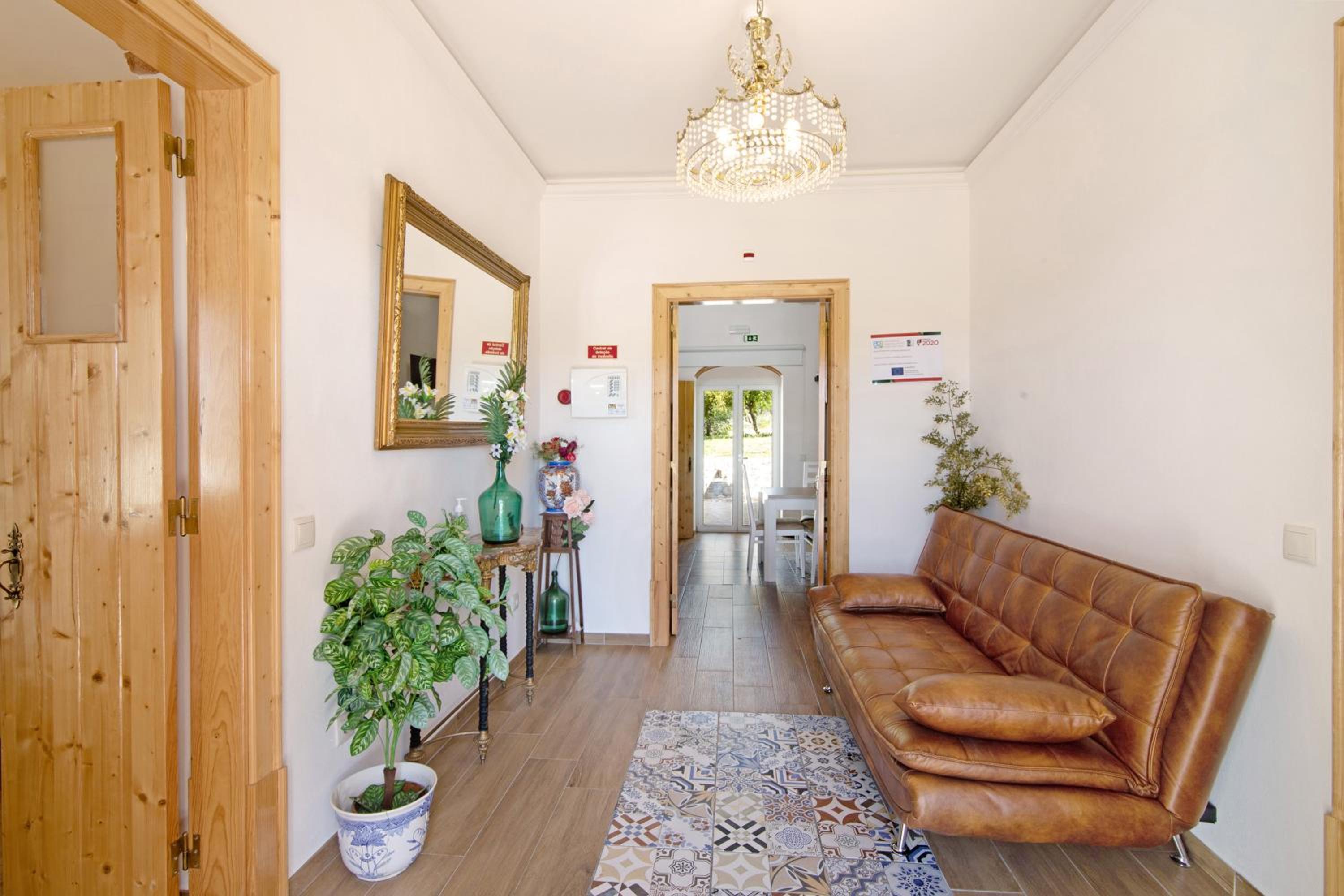 Three-Bedroom Premium Apartment with Balcony photo 1
