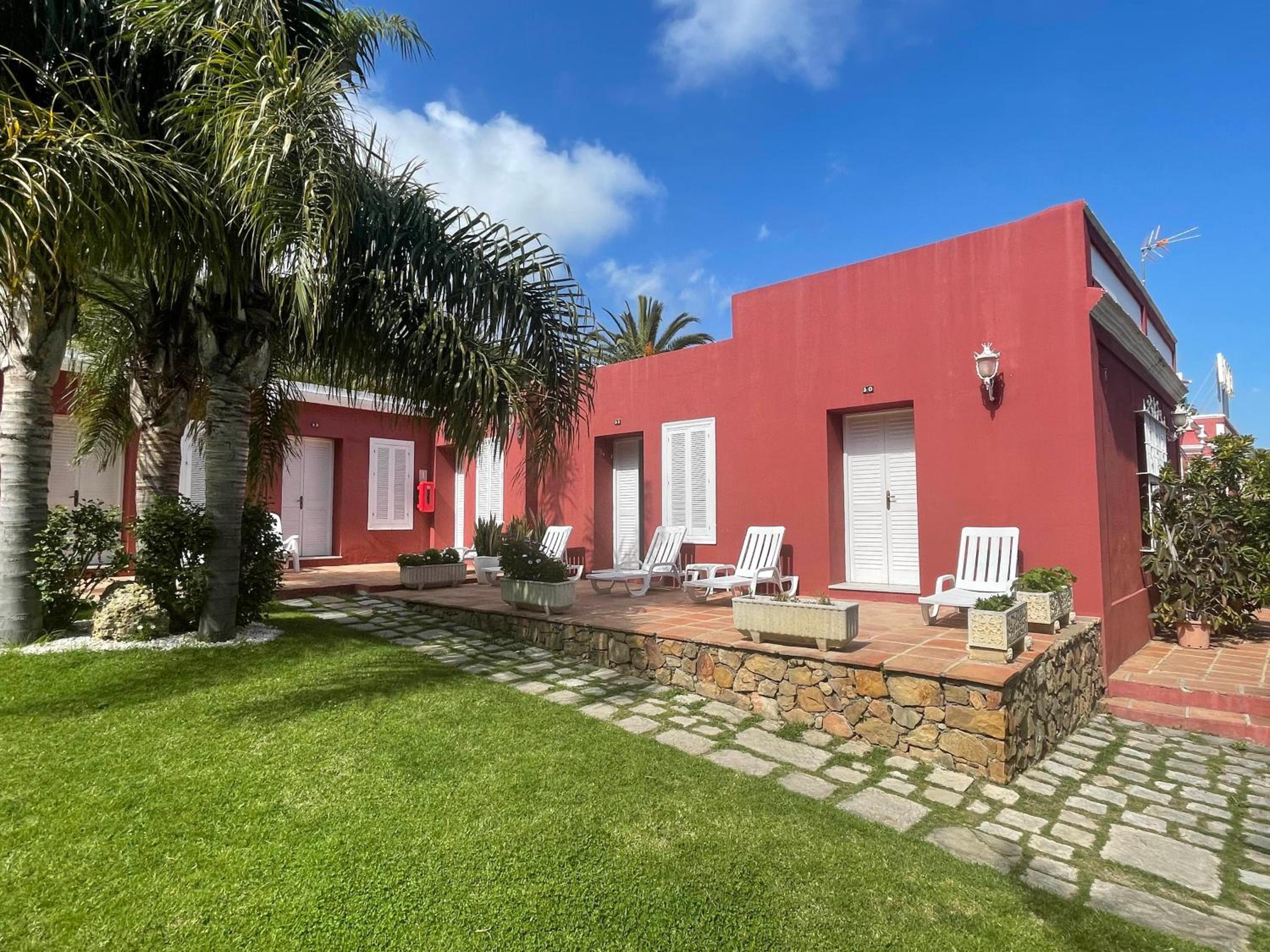 Double or Twin Room with Garden View - Photo 3