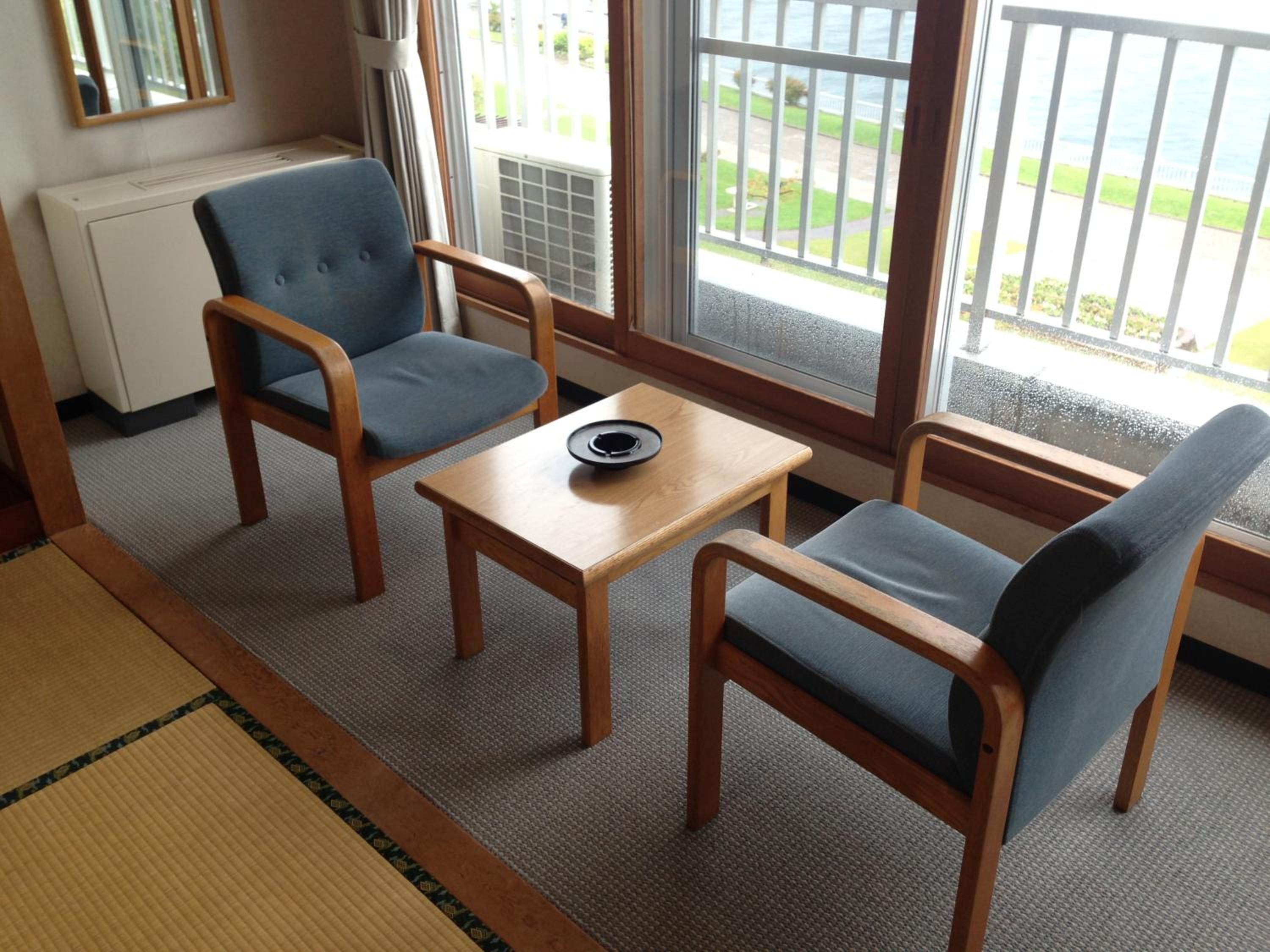 Japanese-Style Room with Lake View - Smoking photo 3