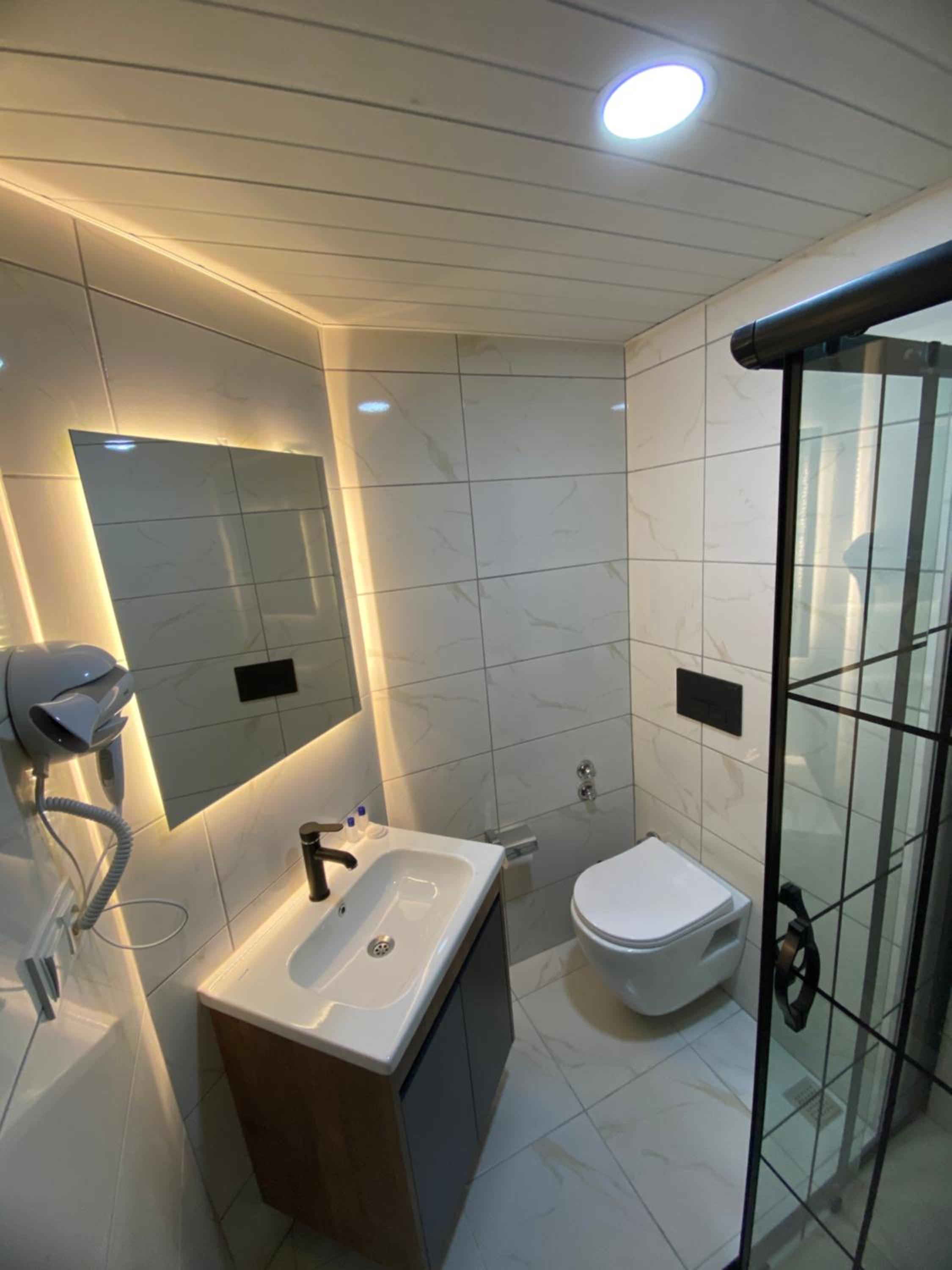 One-Bedroom Apartment (2 Adults) - Photo 4