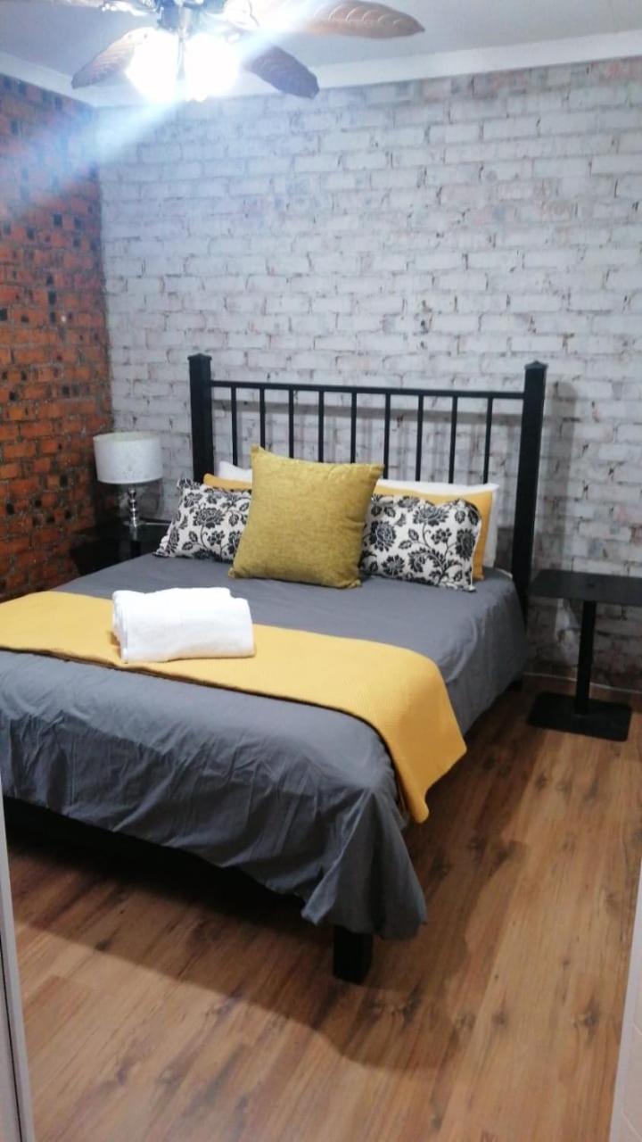 Apartment photo 2