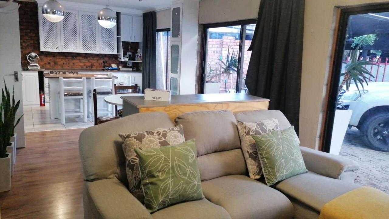 Apartment photo 1